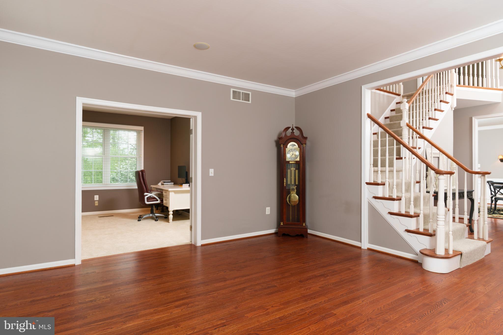 CROSSPOINTE - Residential