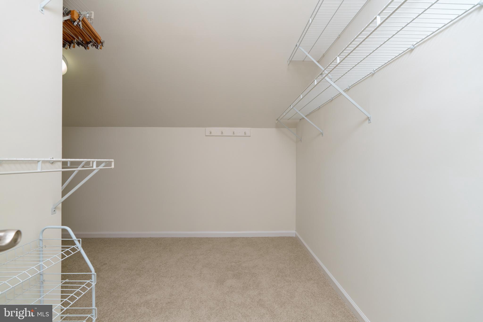 CROSSPOINTE - Residential