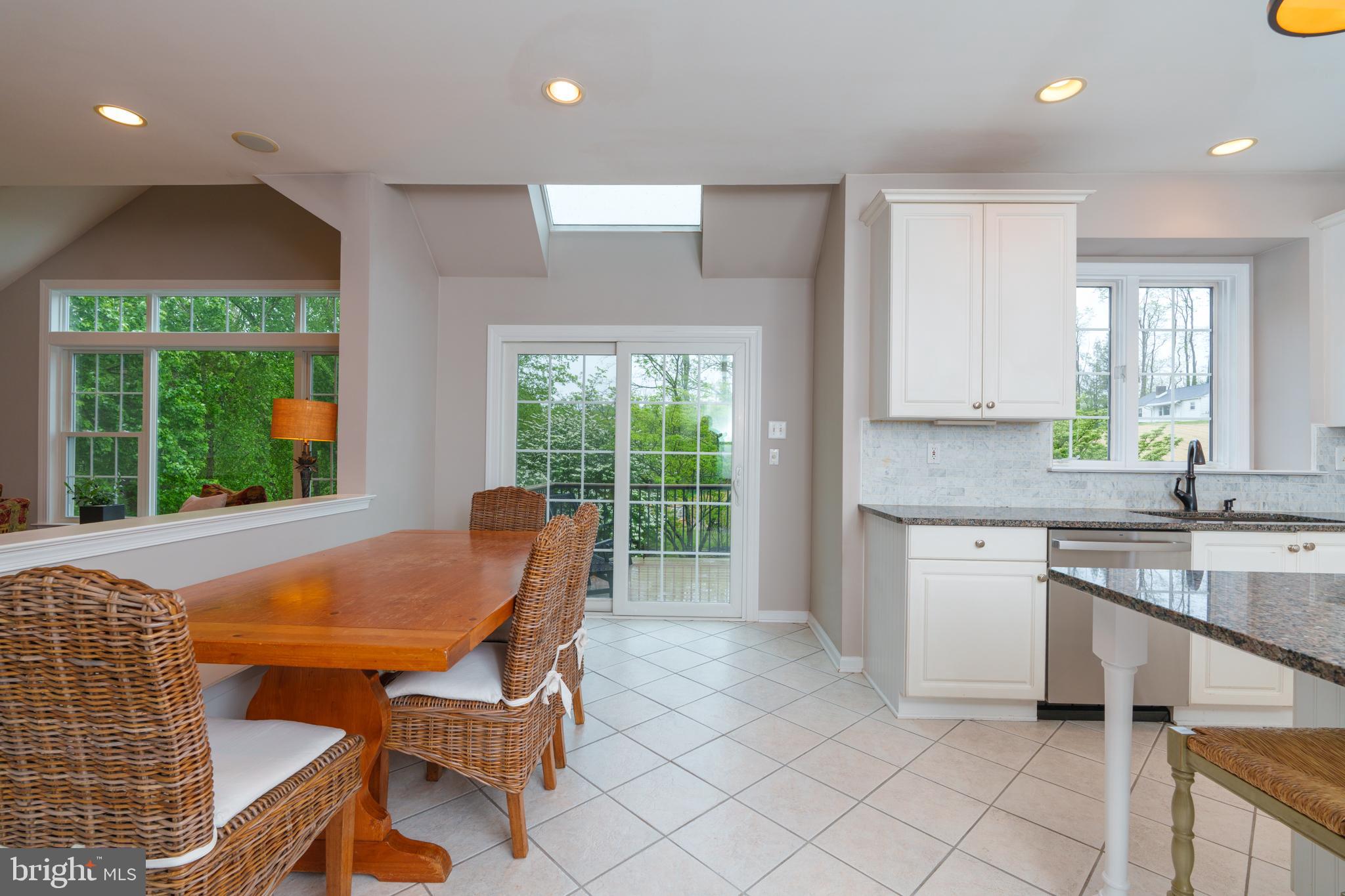 CROSSPOINTE - Residential