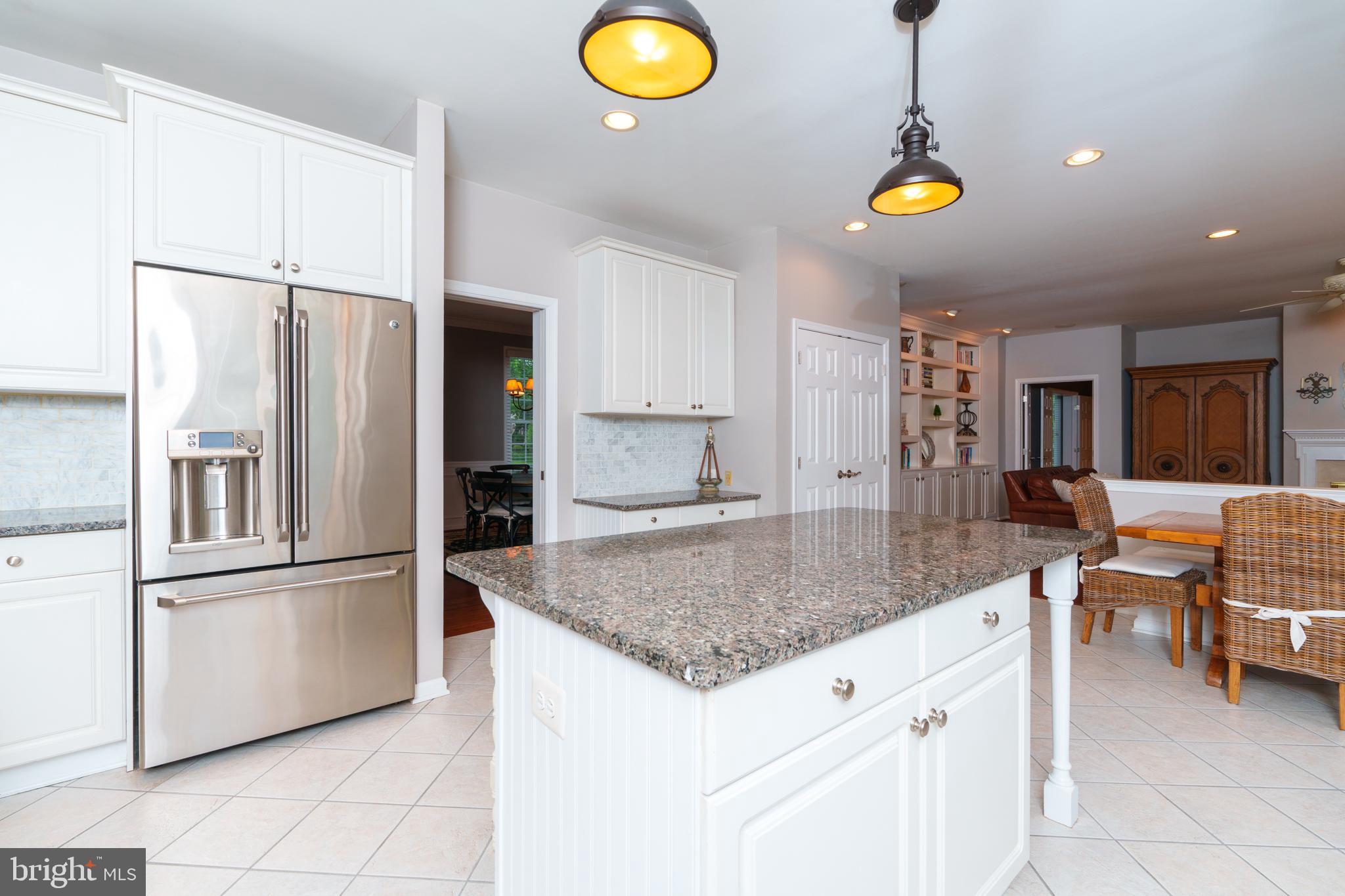 CROSSPOINTE - Residential