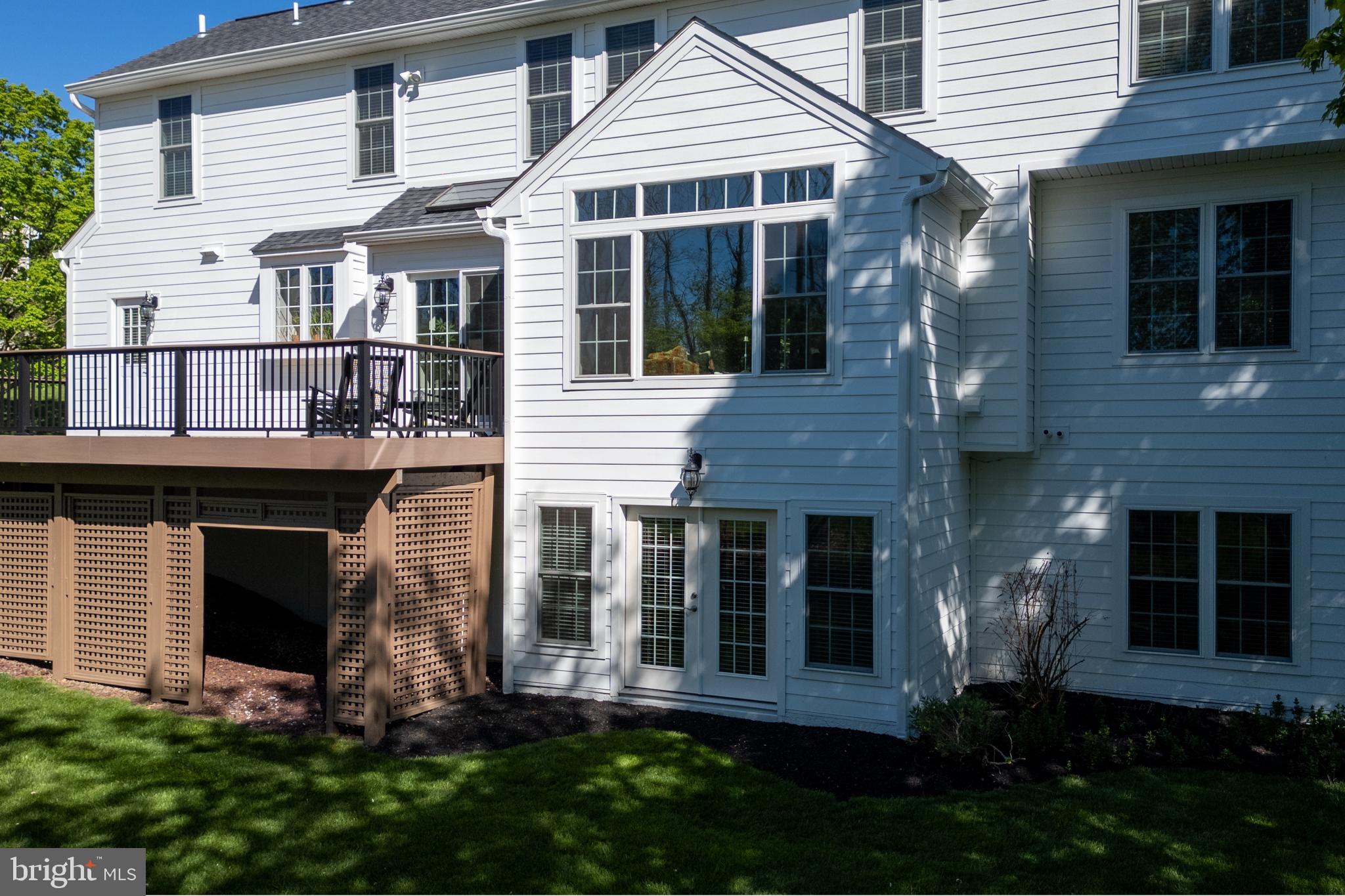 CROSSPOINTE - Residential