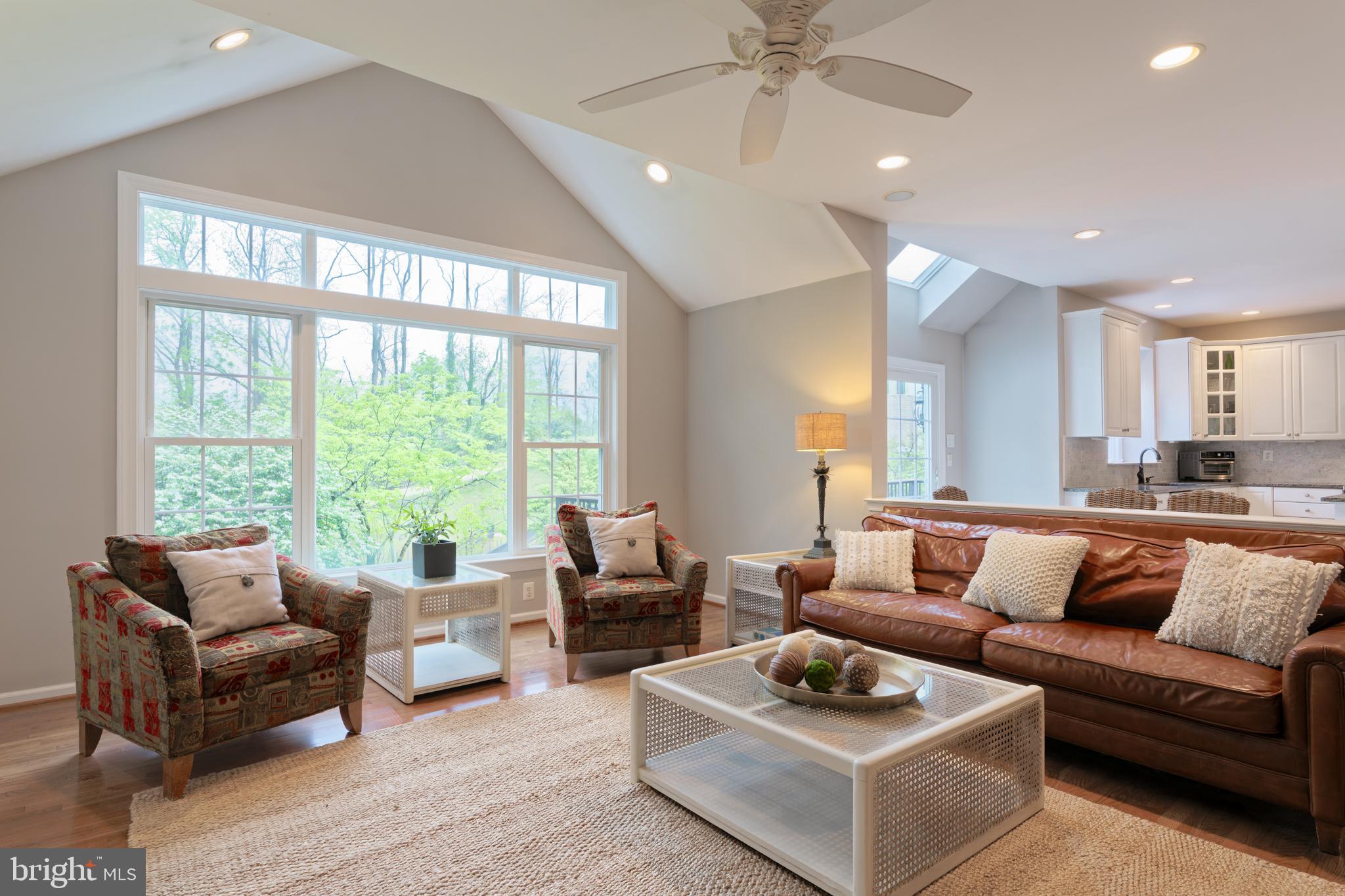 CROSSPOINTE - Residential