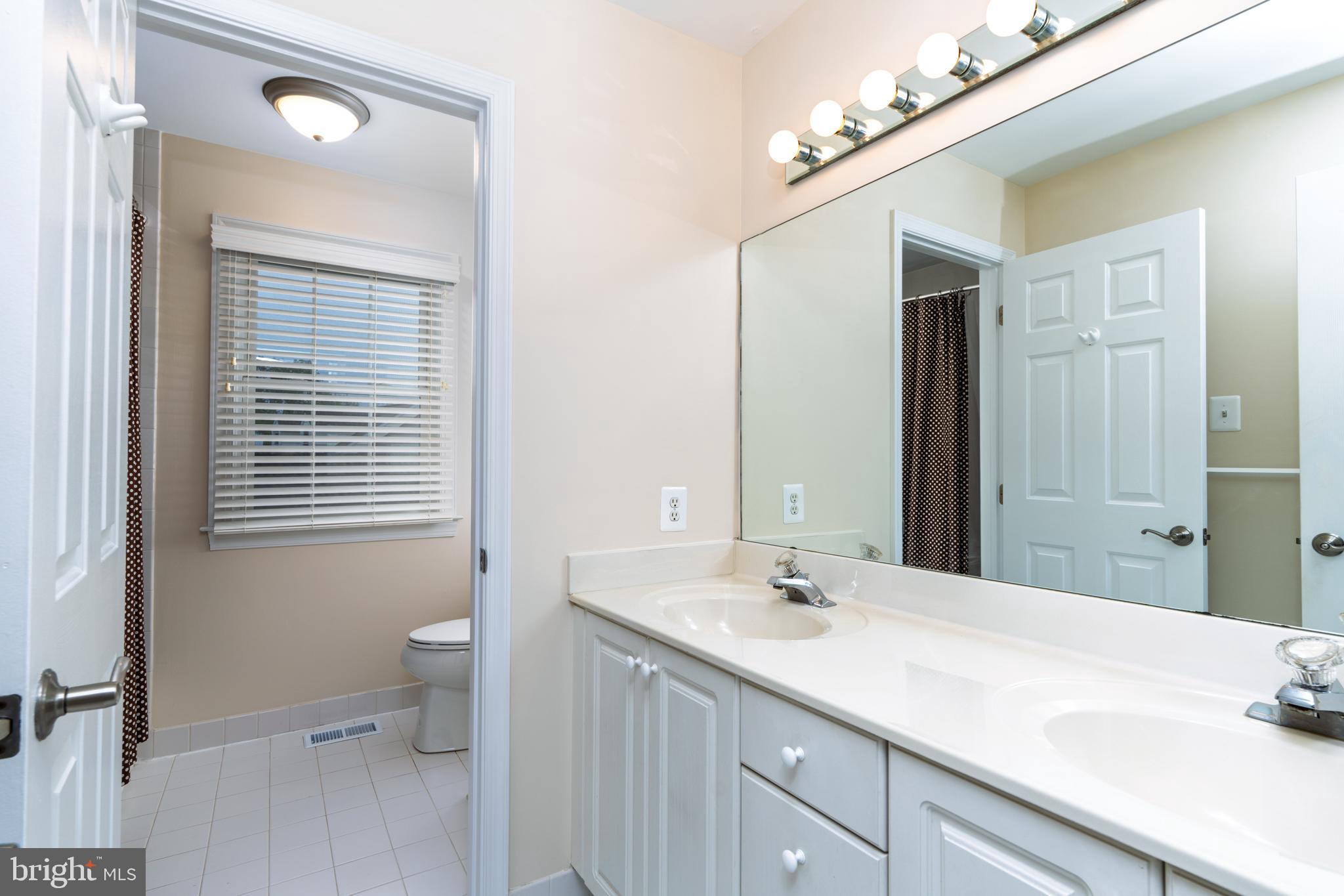 CROSSPOINTE - Residential