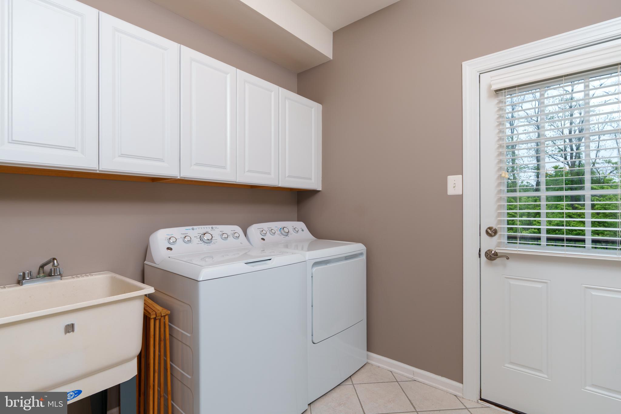 CROSSPOINTE - Residential