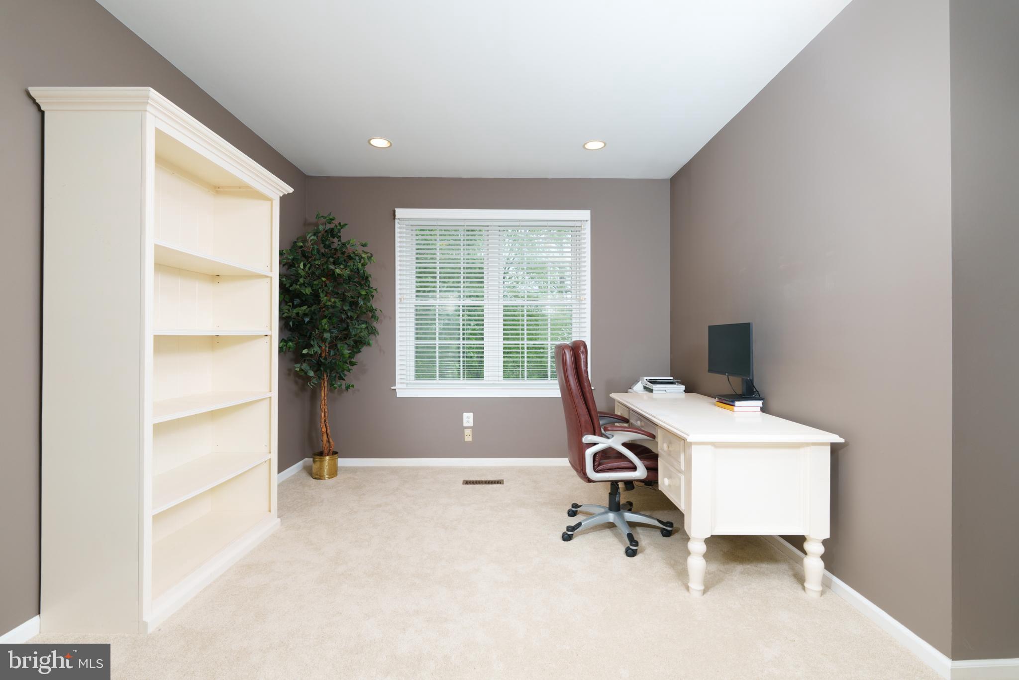 CROSSPOINTE - Residential