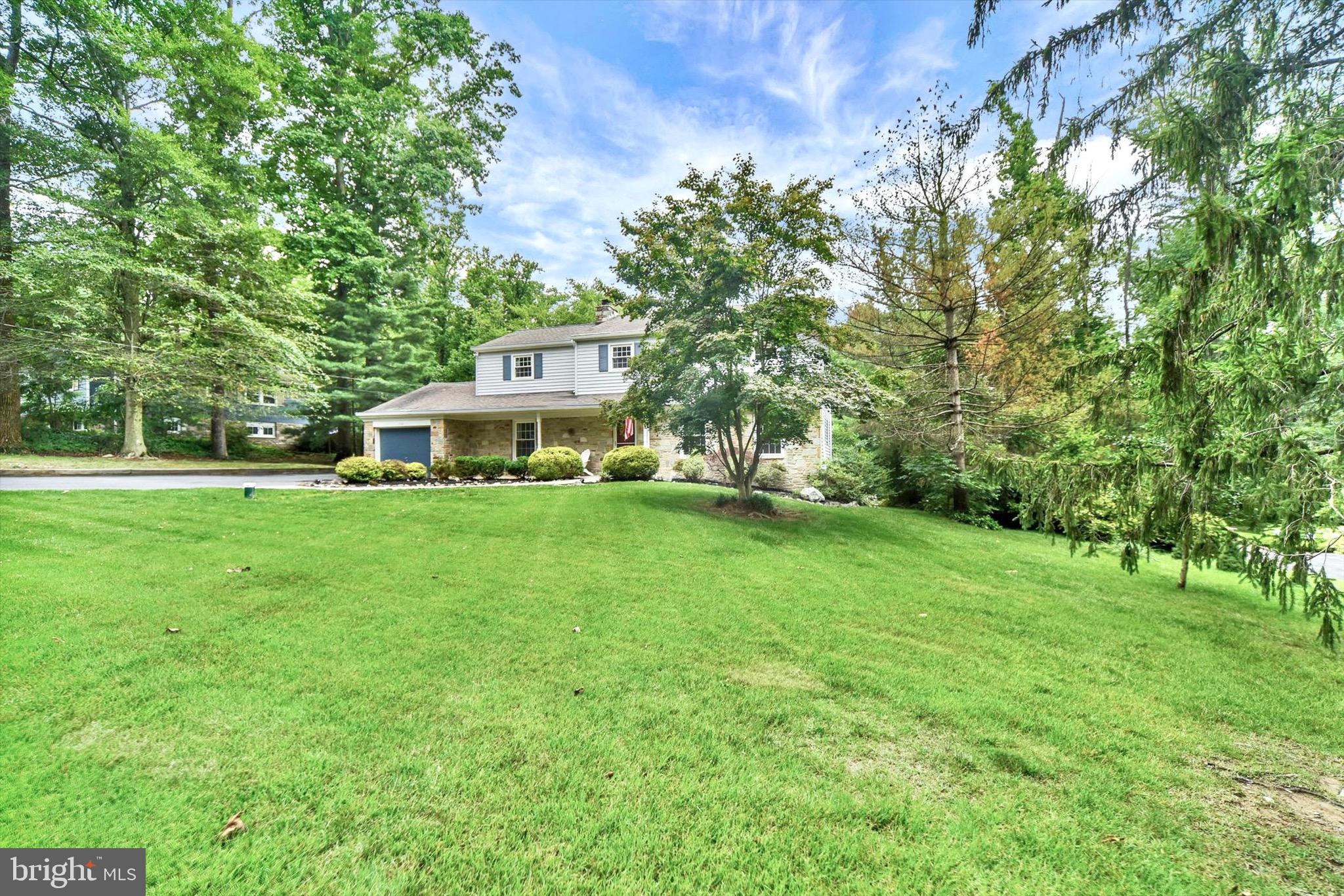 1104 LEESWOOD ROAD