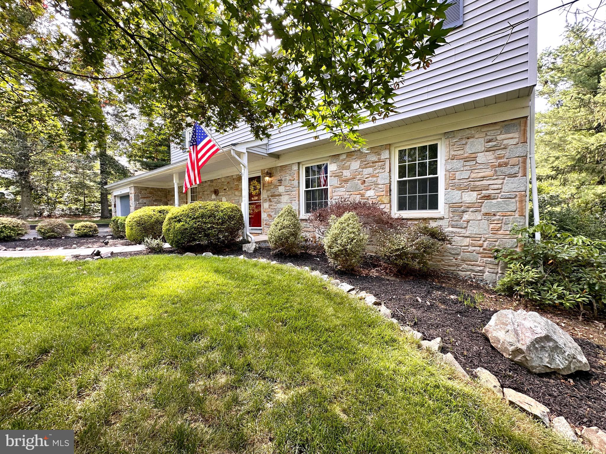 1104 LEESWOOD ROAD