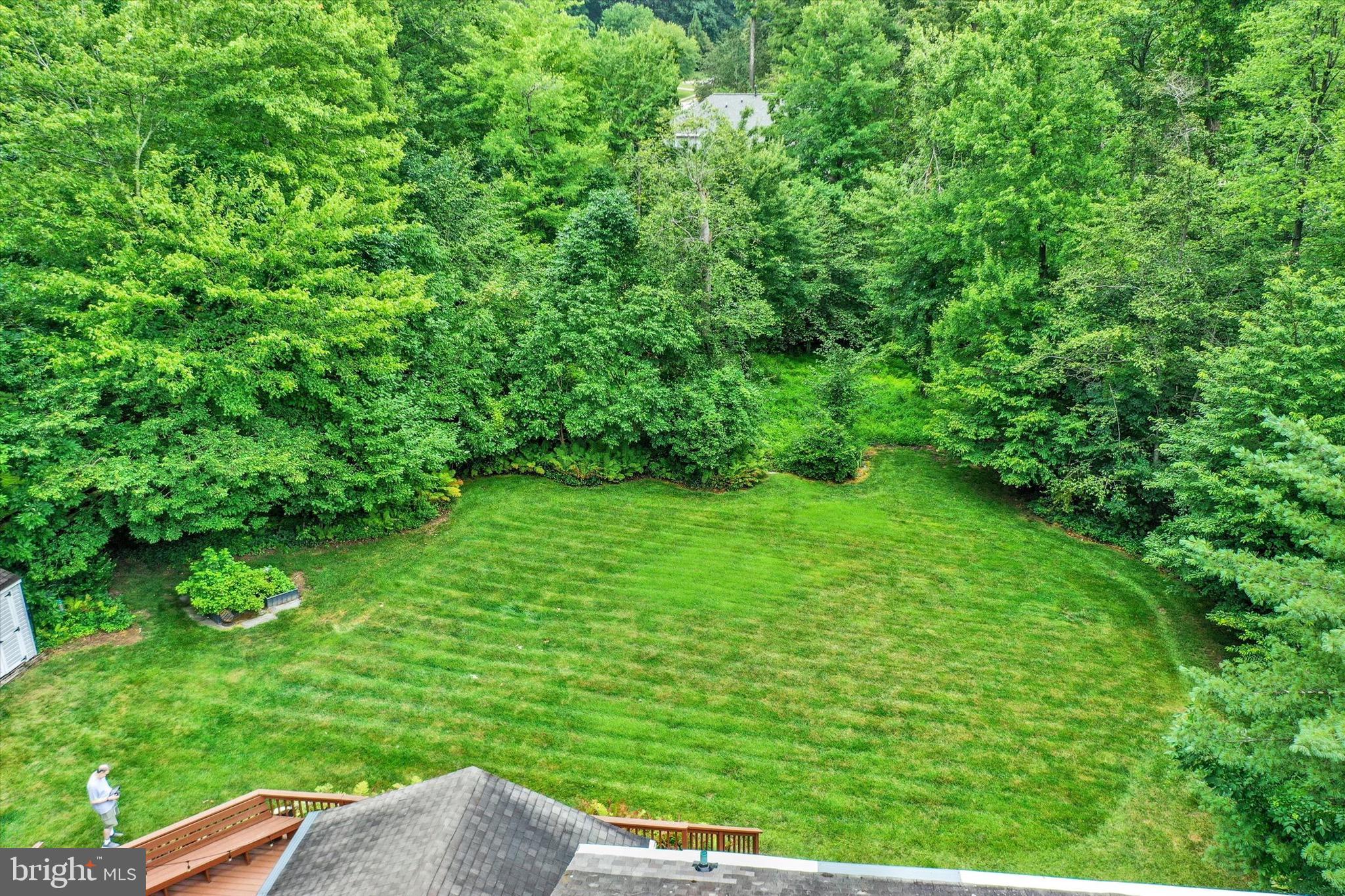 1104 LEESWOOD ROAD