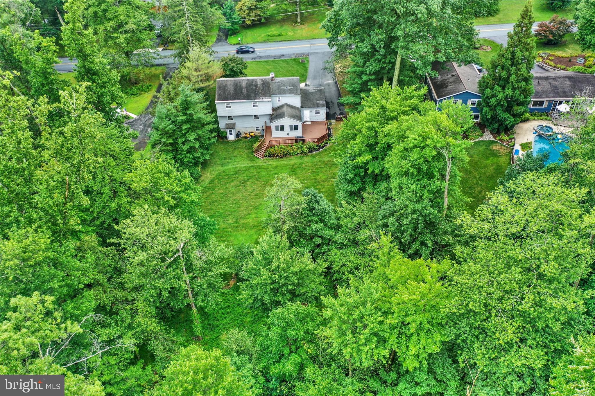 1104 LEESWOOD ROAD