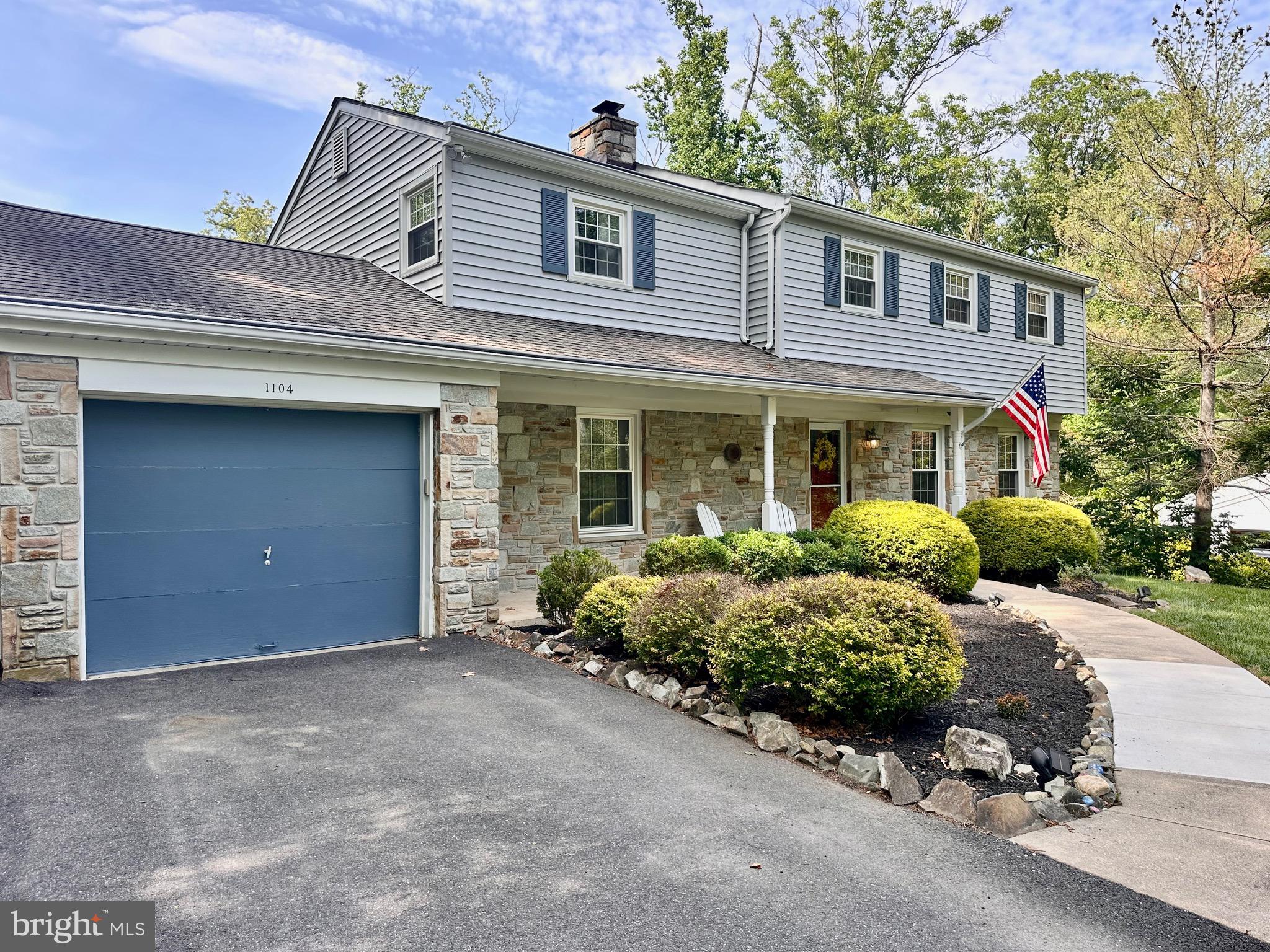 1104 LEESWOOD ROAD