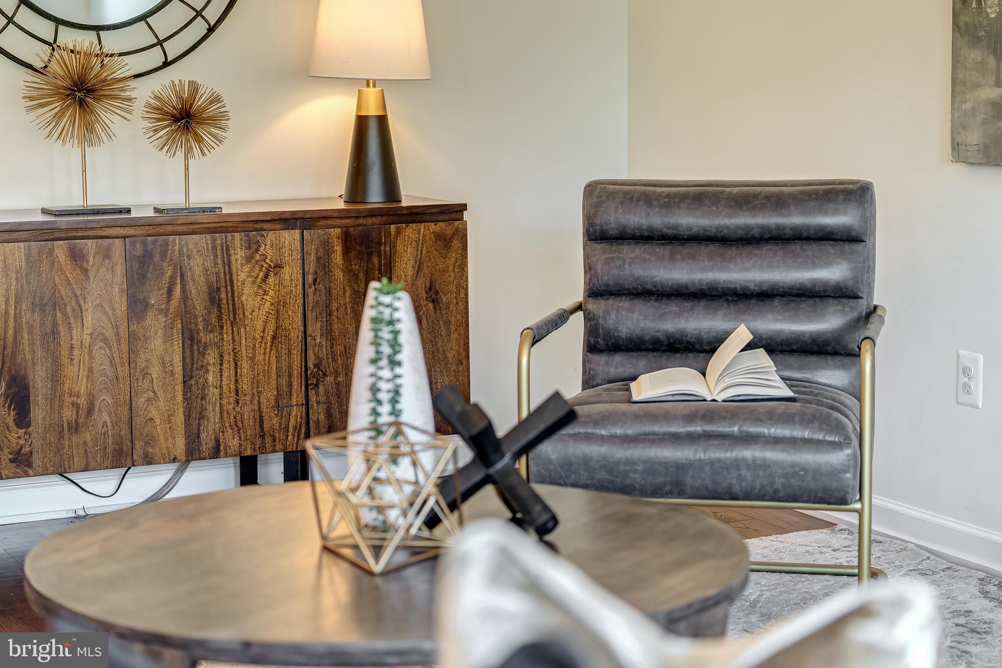 RIVER POINTE - Residential