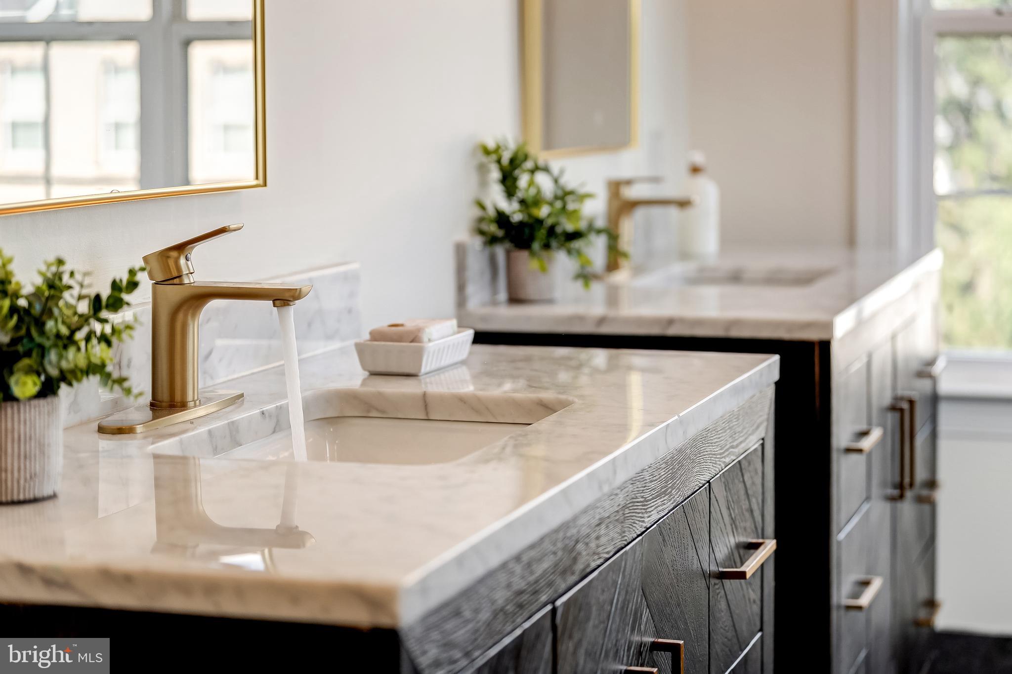 RIVER POINTE - Residential