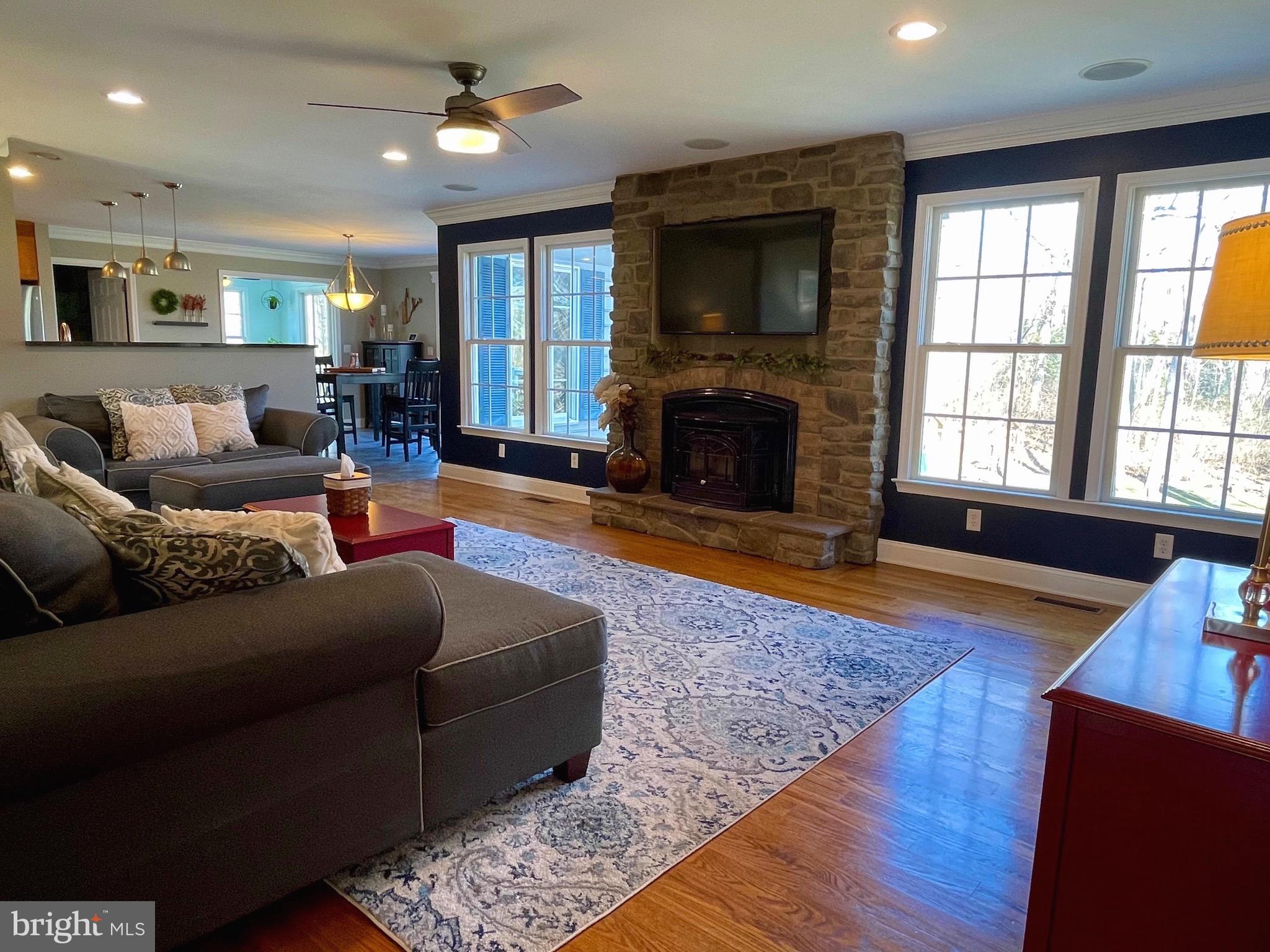 WILLOW RIDGE - Residential