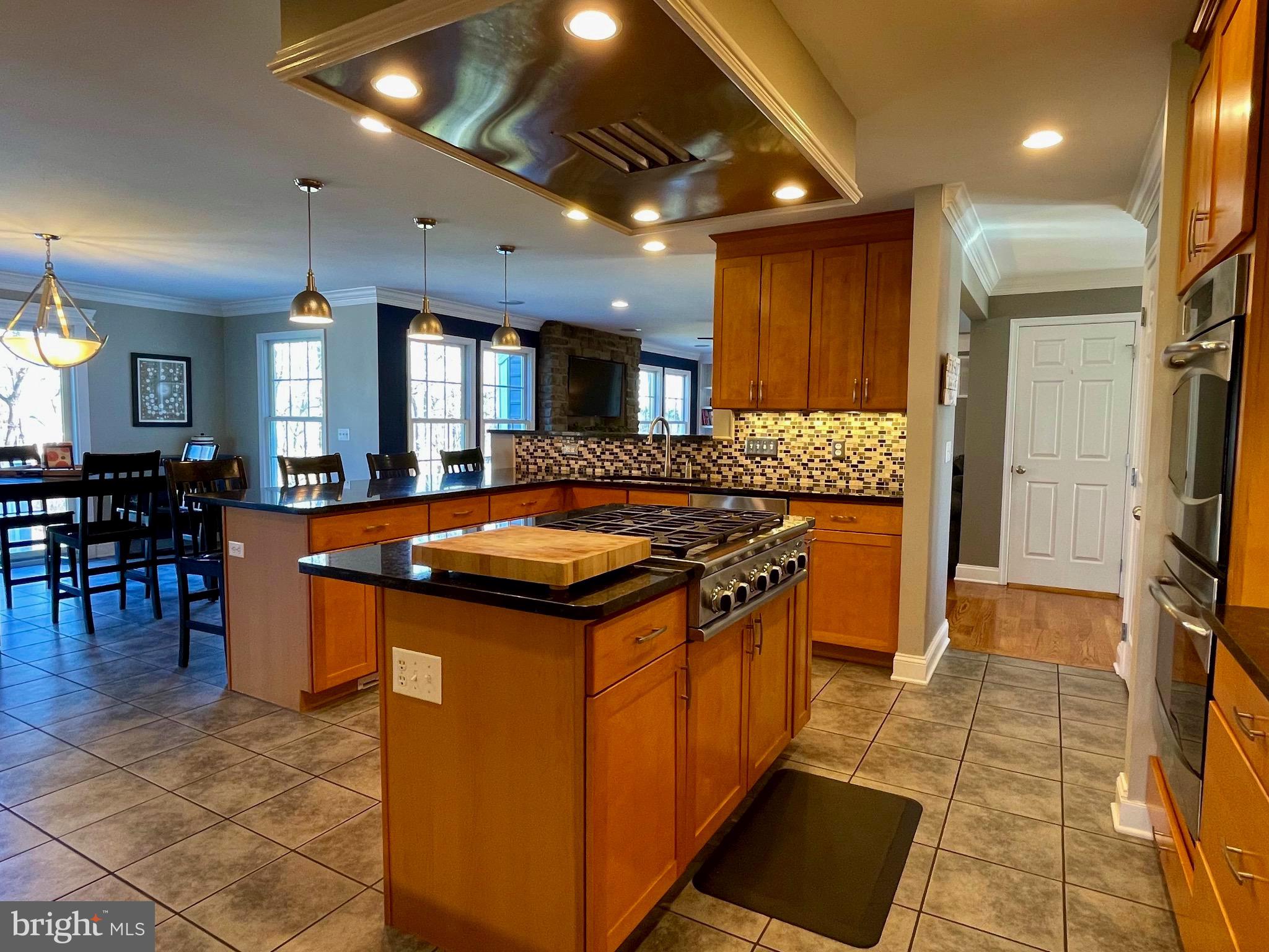 WILLOW RIDGE - Residential