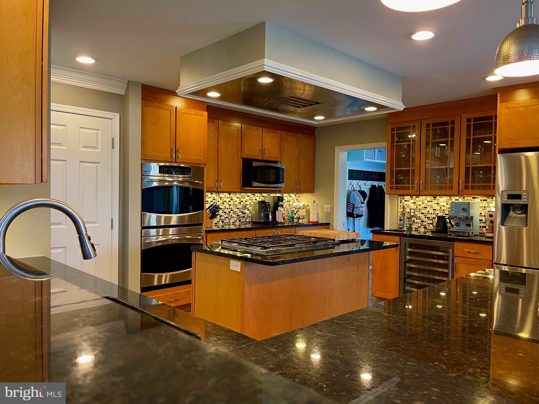 WILLOW RIDGE - Residential