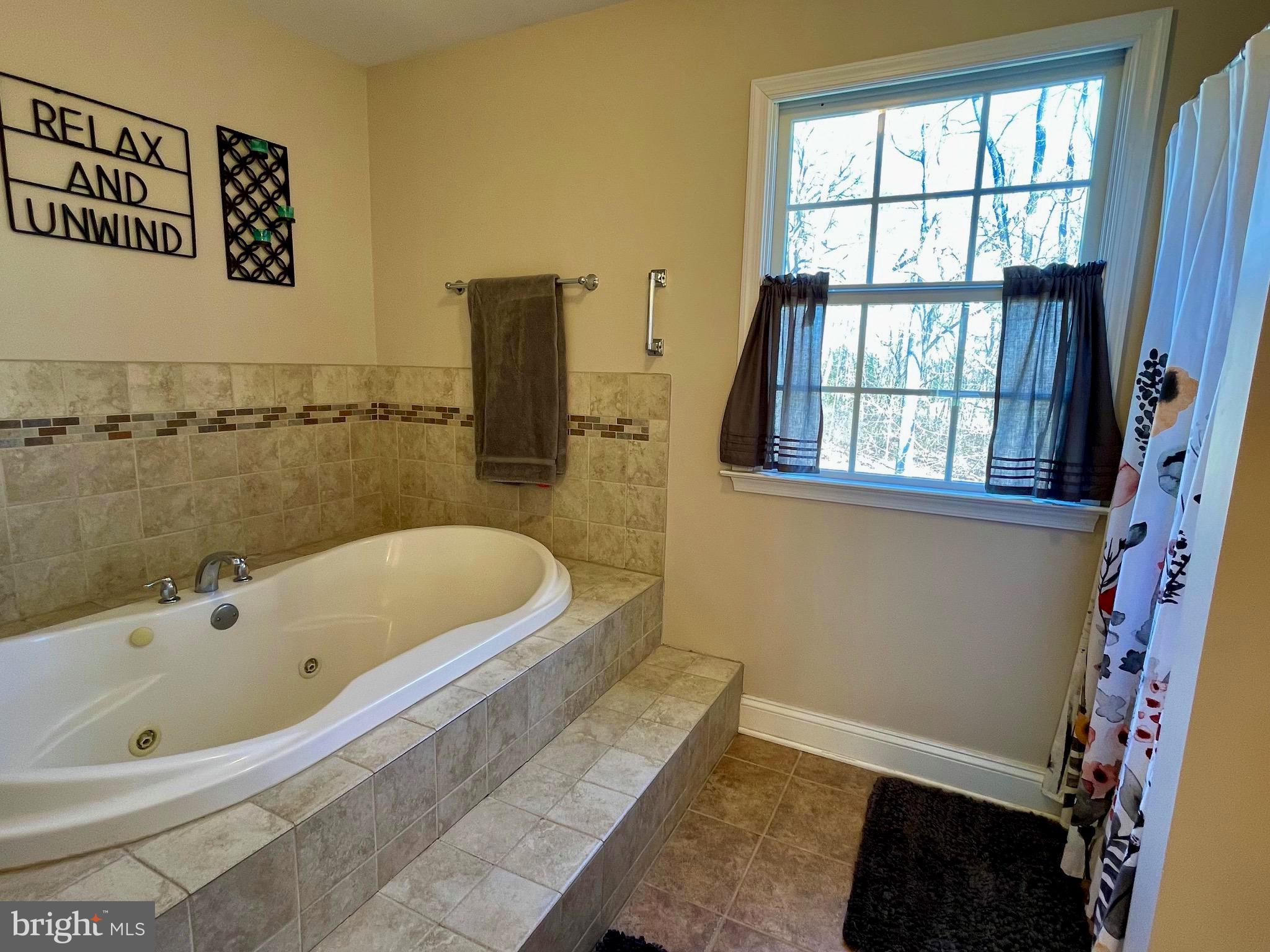 WILLOW RIDGE - Residential