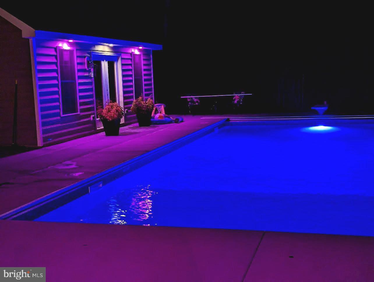 WILLOW RIDGE - Residential