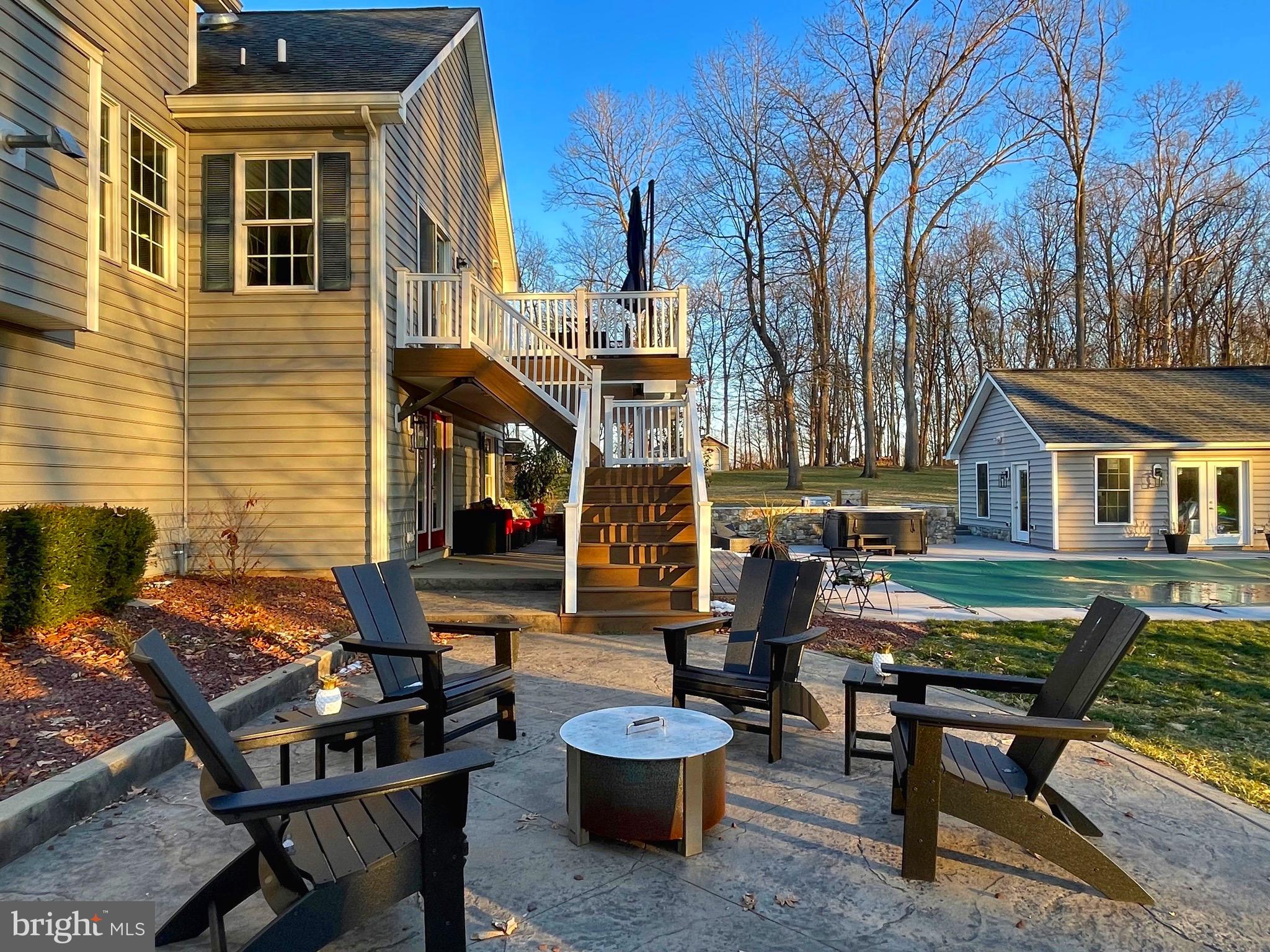 WILLOW RIDGE - Residential