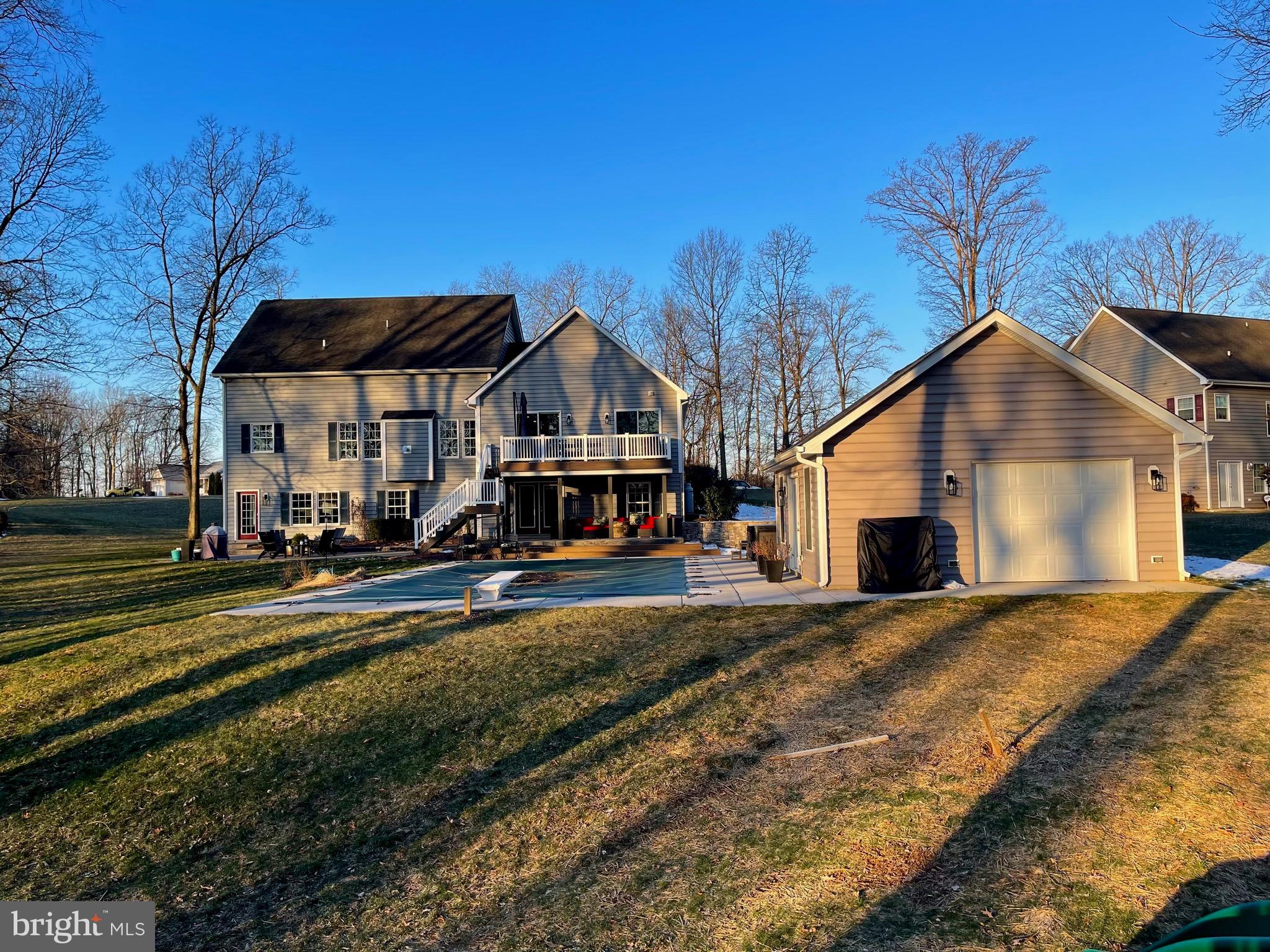 WILLOW RIDGE - Residential