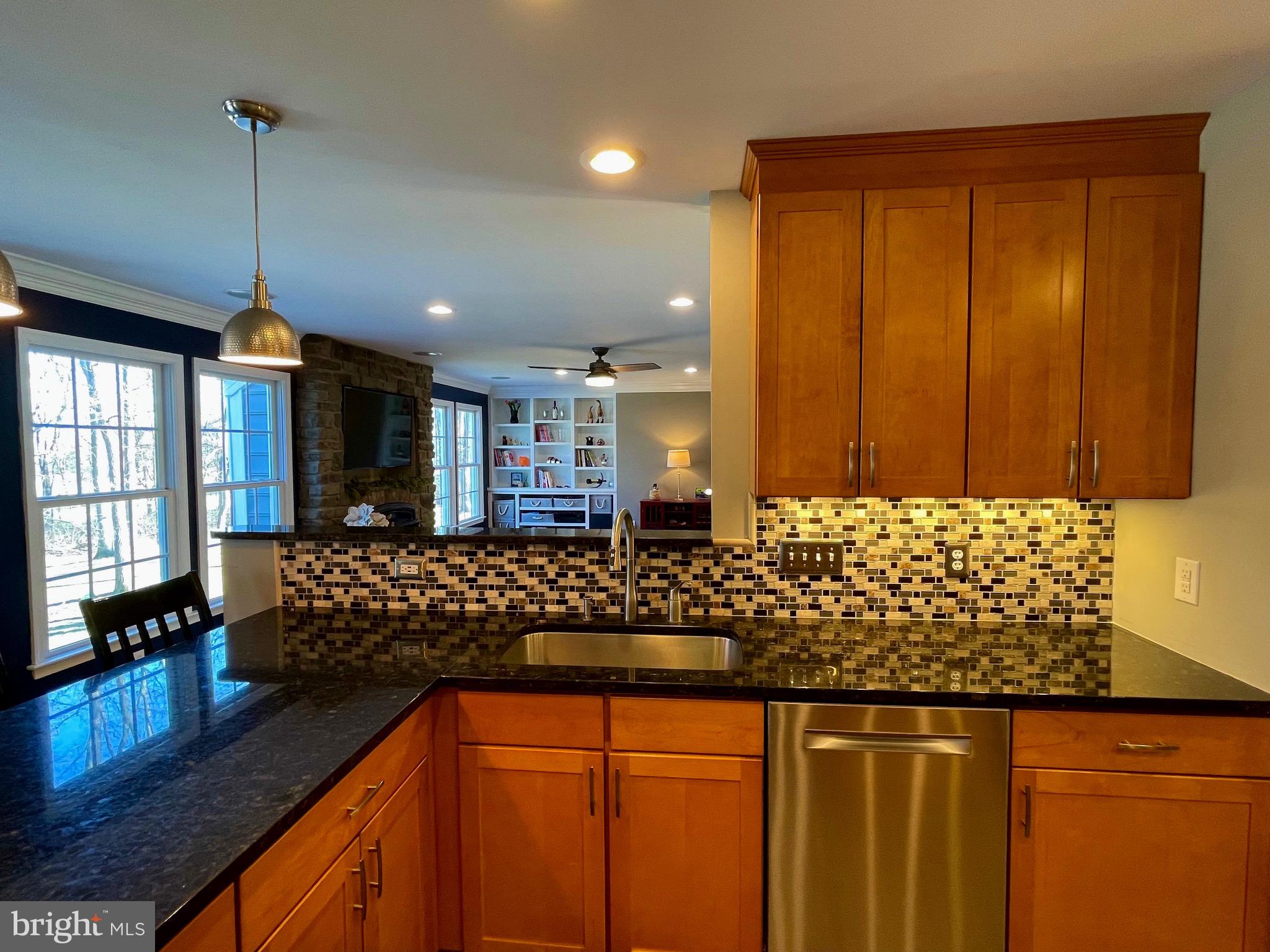 WILLOW RIDGE - Residential