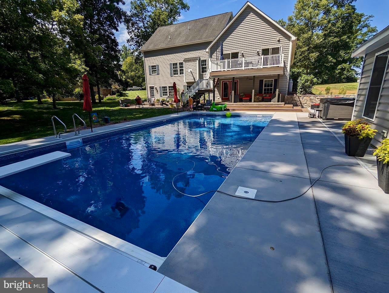 WILLOW RIDGE - Residential