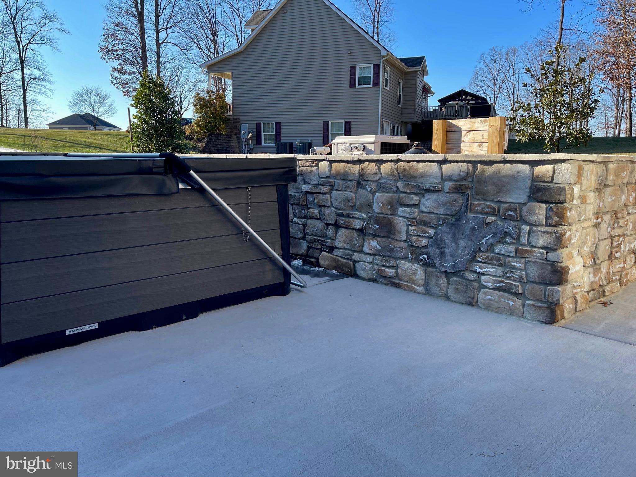 WILLOW RIDGE - Residential