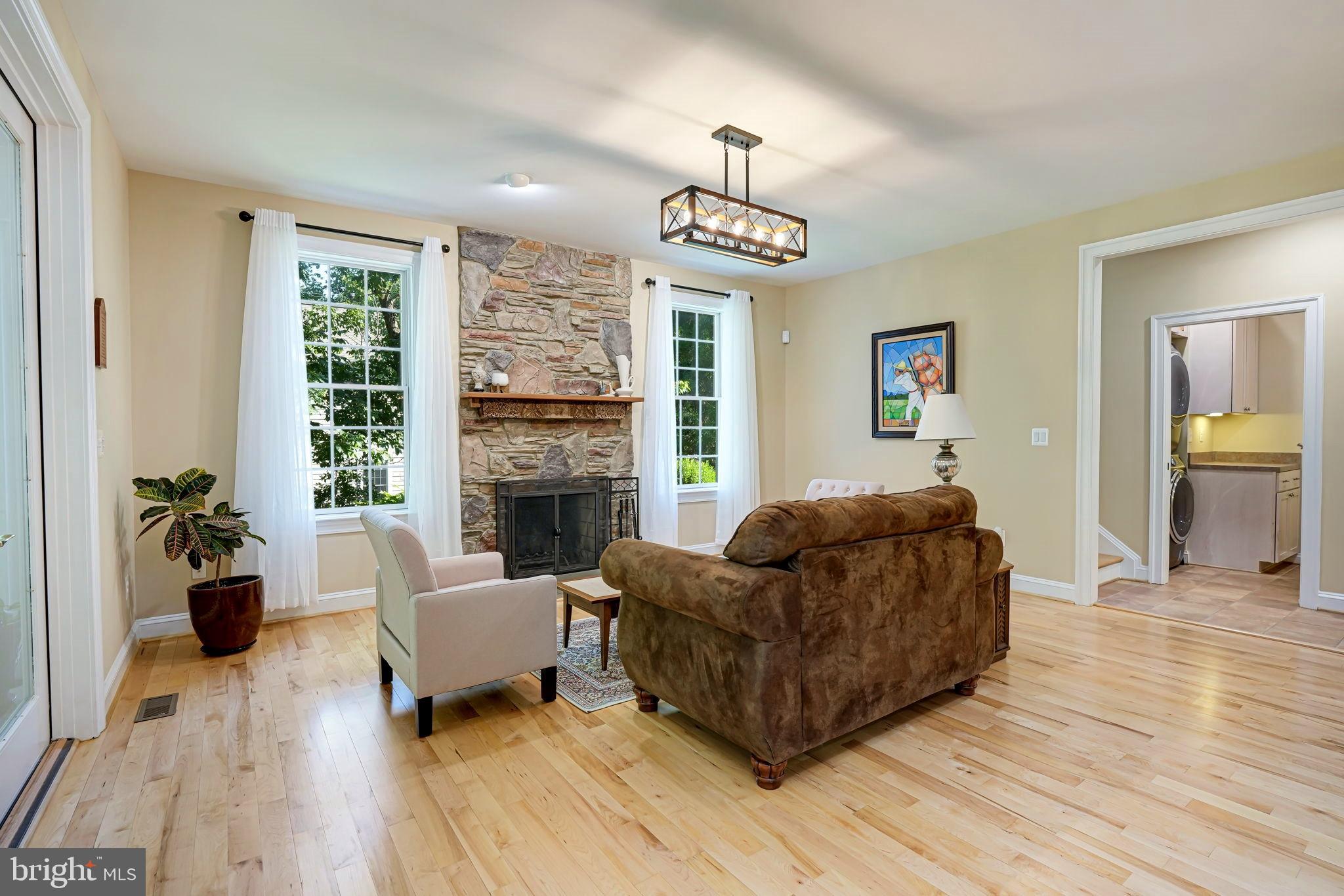 FAWN LAKE - Residential