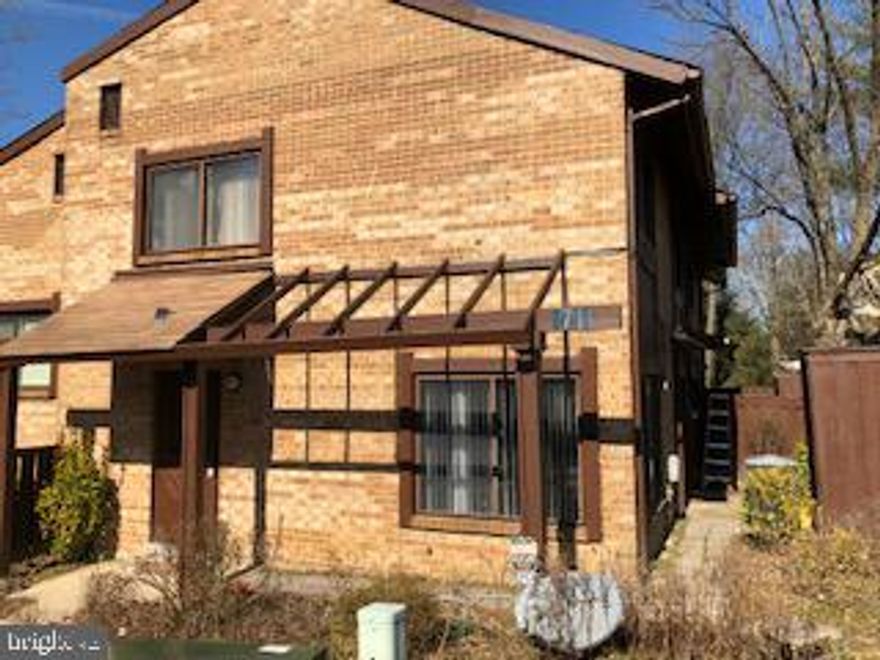 This ideal starter home is great for first-time home buyers. The house has three bedrooms, and a walking closet. The whole house with a hardwood floor and a new kitchen cabinet. The seller is helping out $5,000 for closing. AS-IS conditions only. The seller is a listing agent.