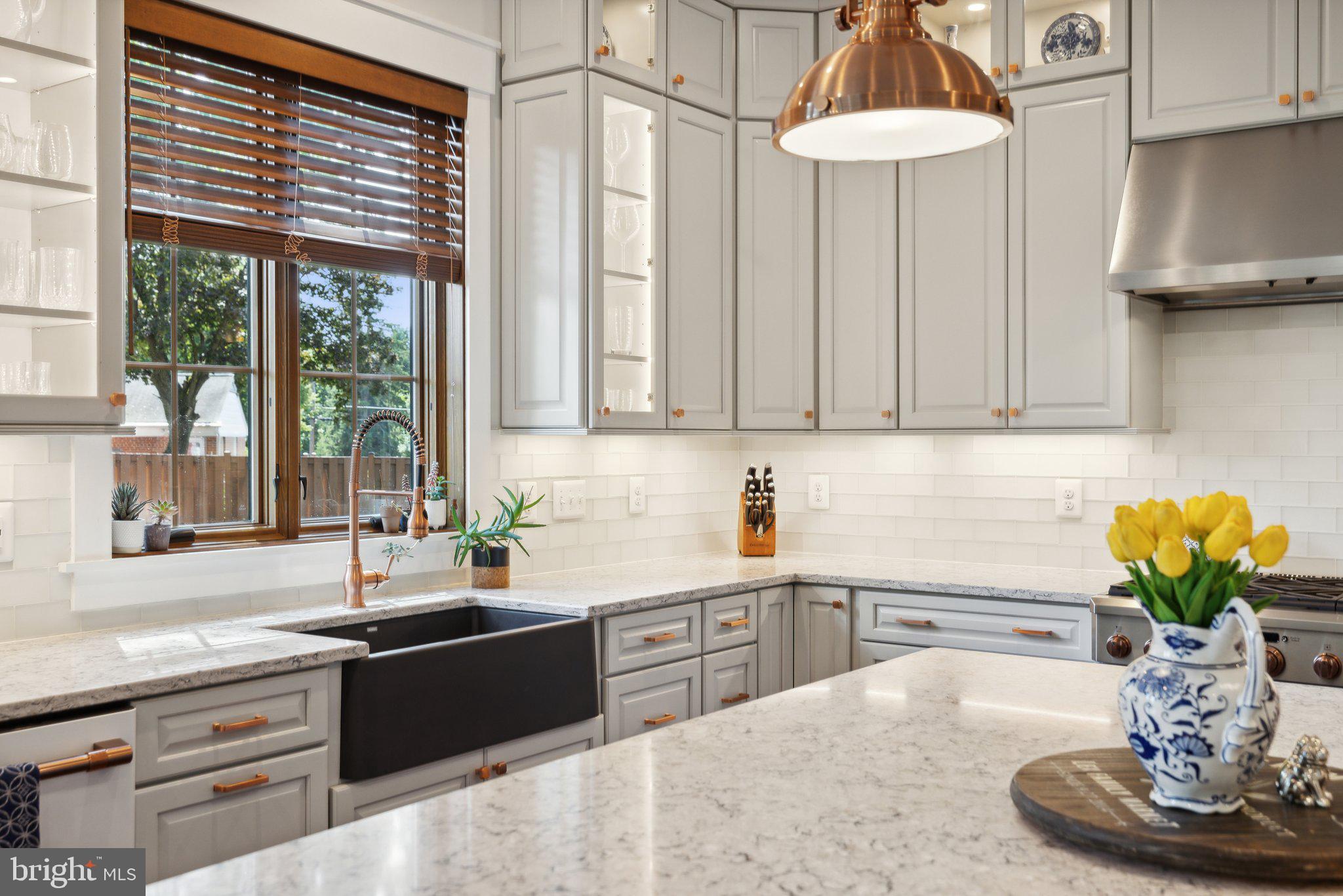 PIMMIT HILLS - Residential