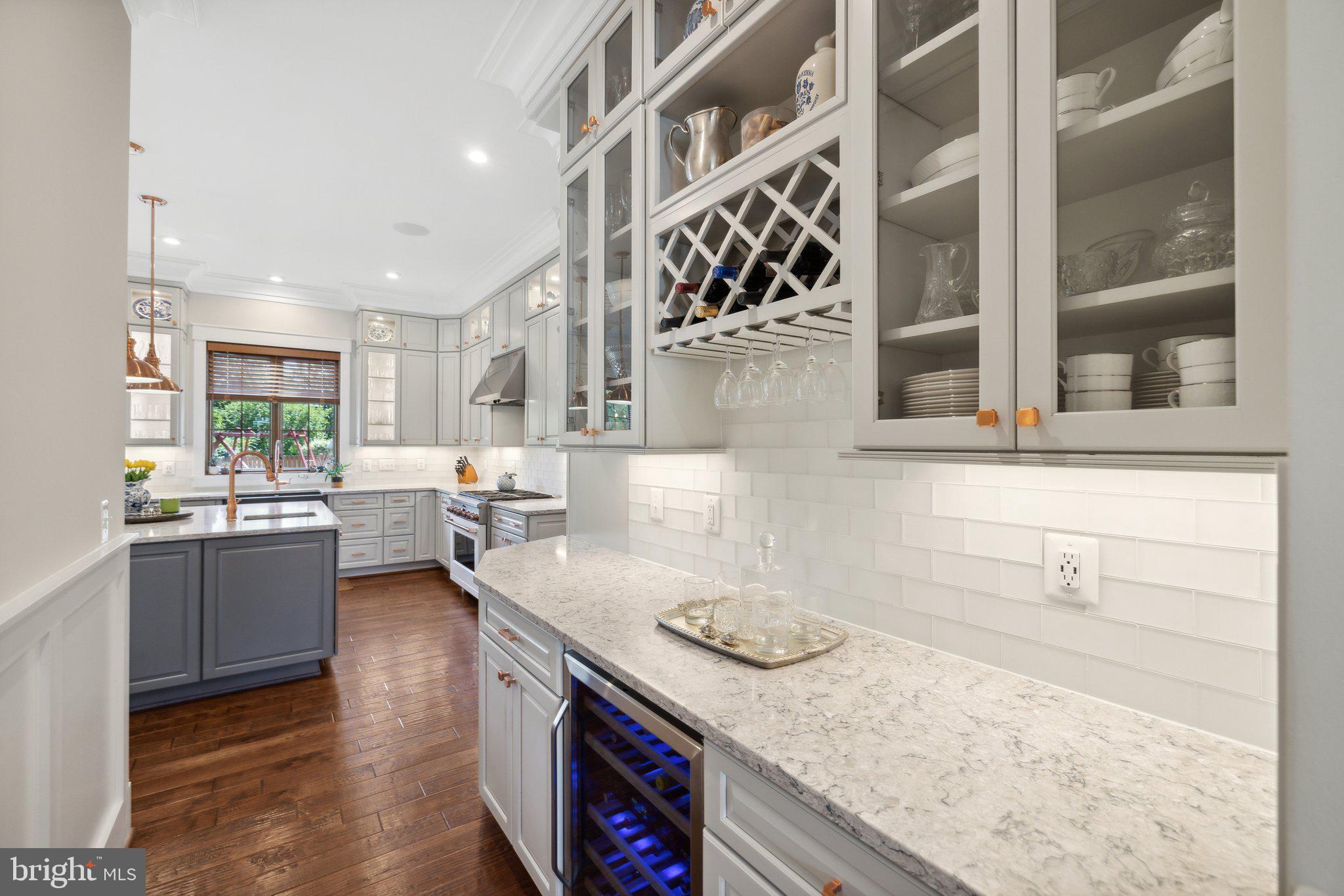 PIMMIT HILLS - Residential