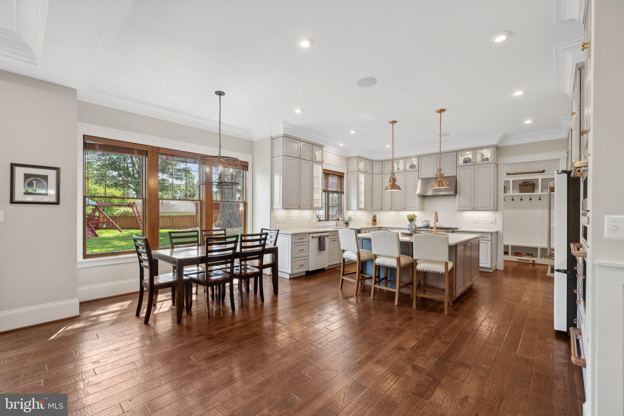 PIMMIT HILLS - Residential