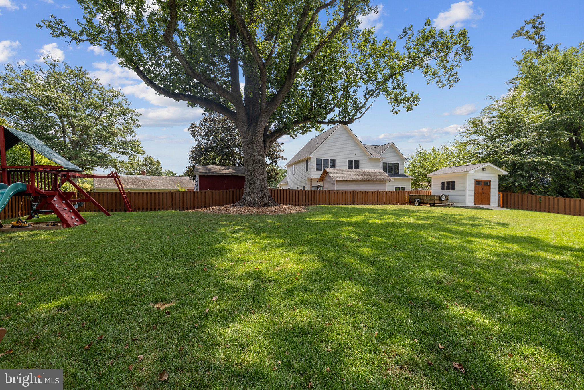 PIMMIT HILLS - Residential