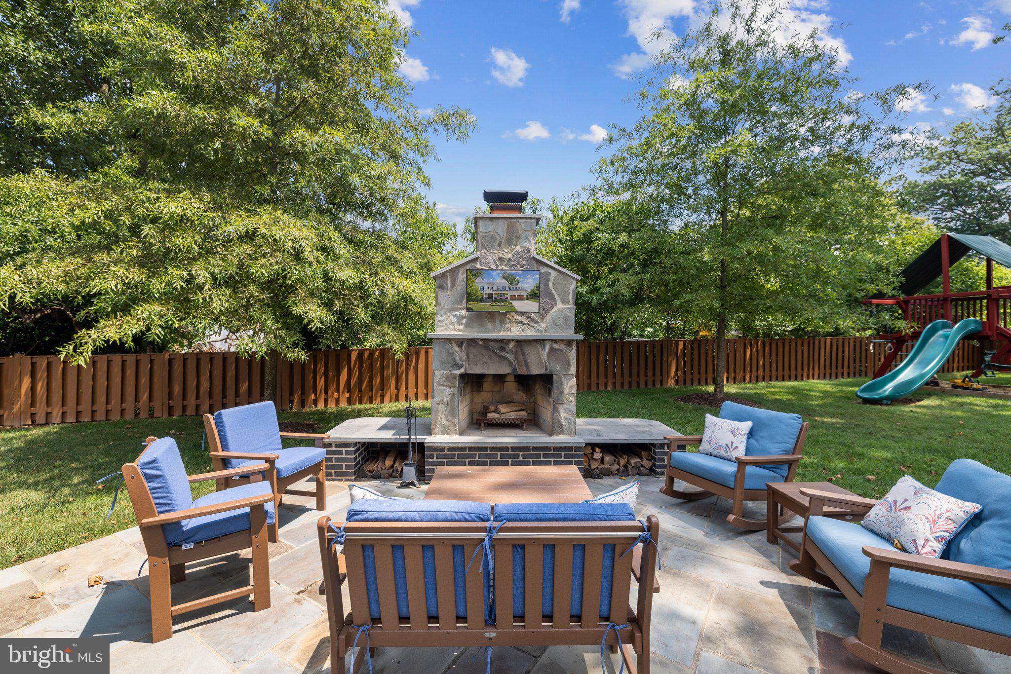 PIMMIT HILLS - Residential