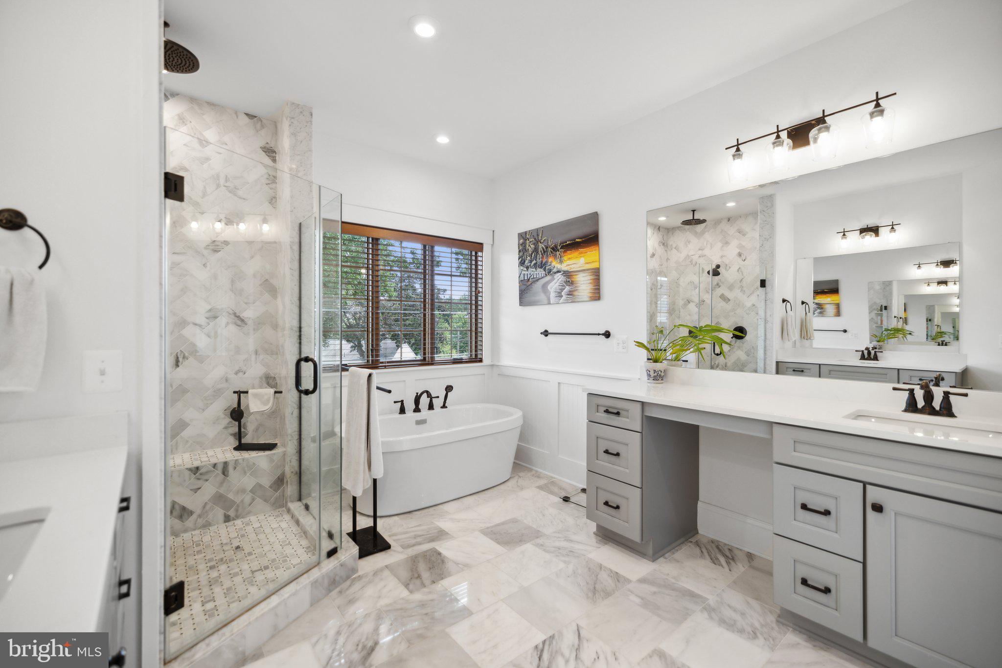 PIMMIT HILLS - Residential