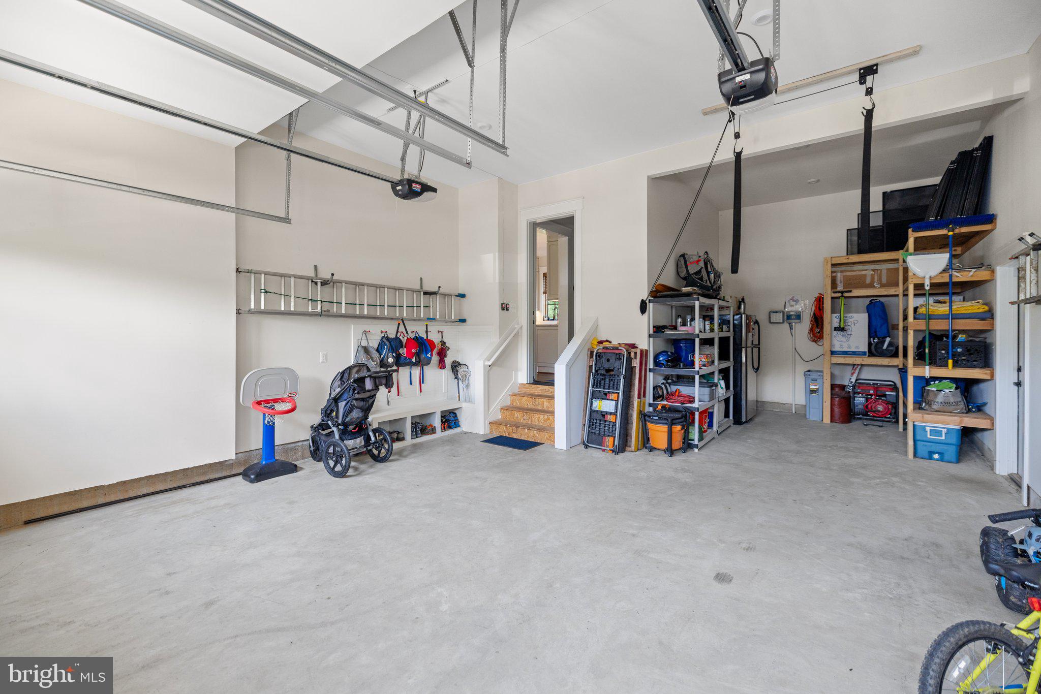 PIMMIT HILLS - Residential