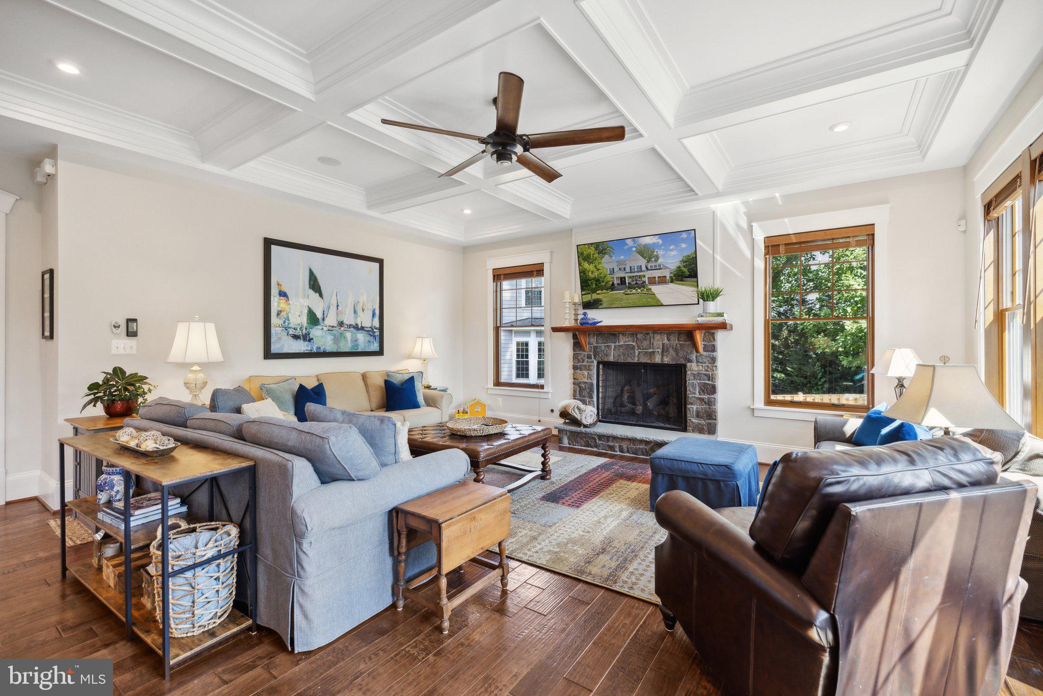 PIMMIT HILLS - Residential