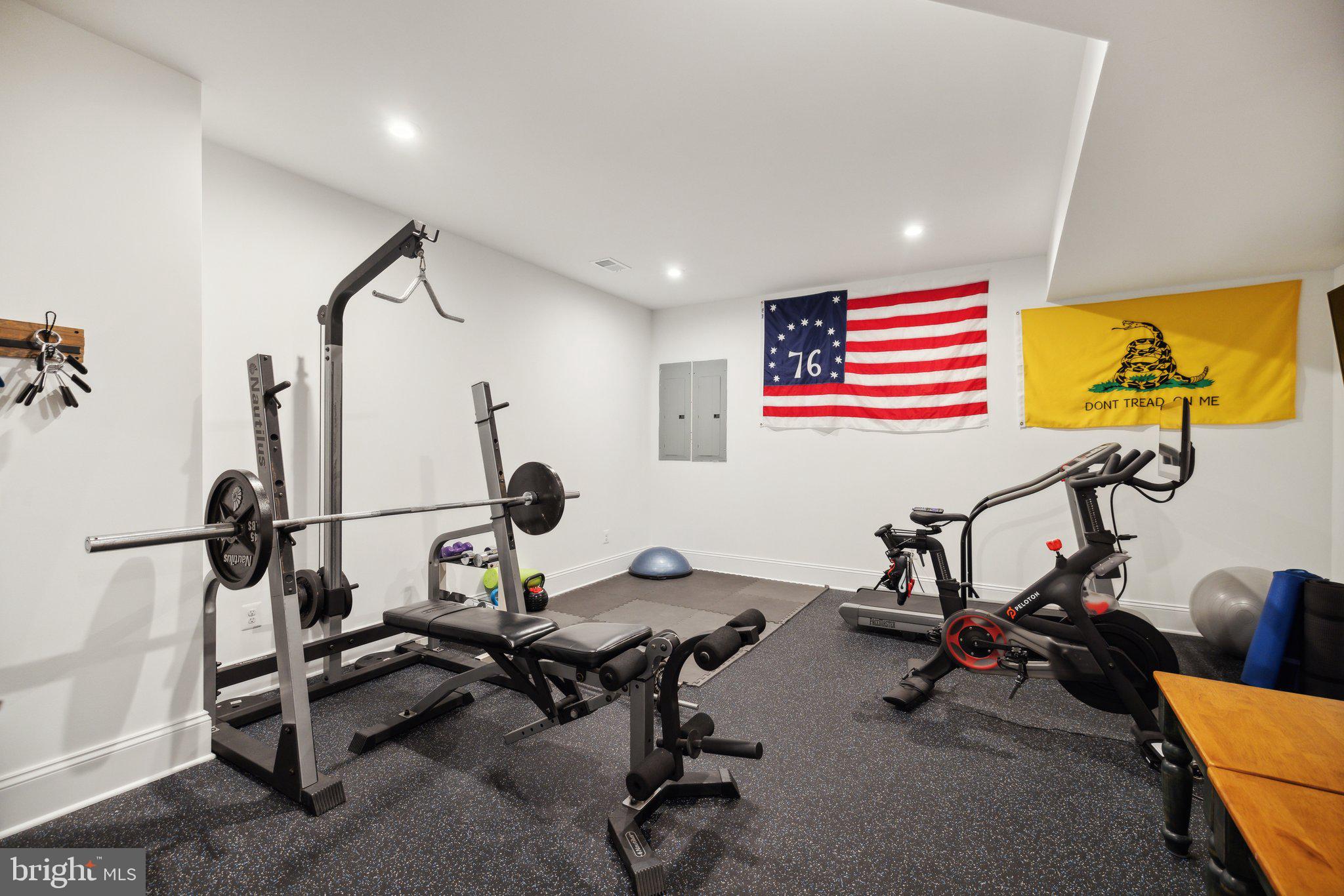 PIMMIT HILLS - Residential