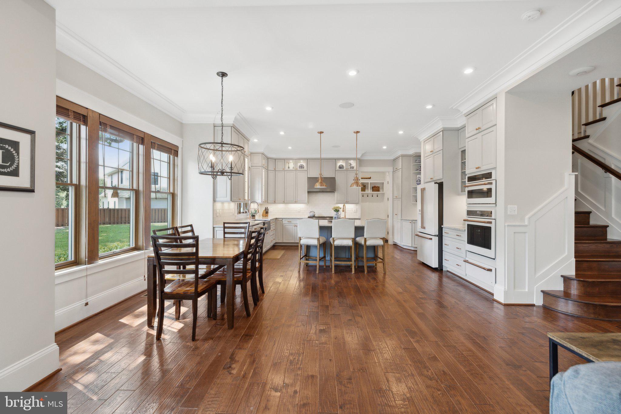 PIMMIT HILLS - Residential