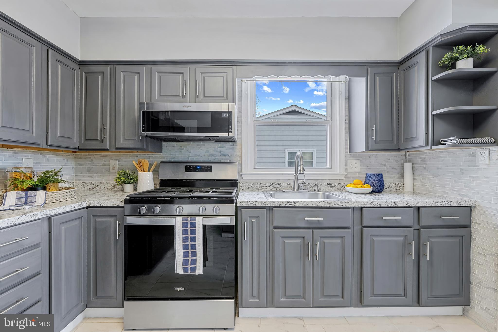 MARLYSHIRE - Residential