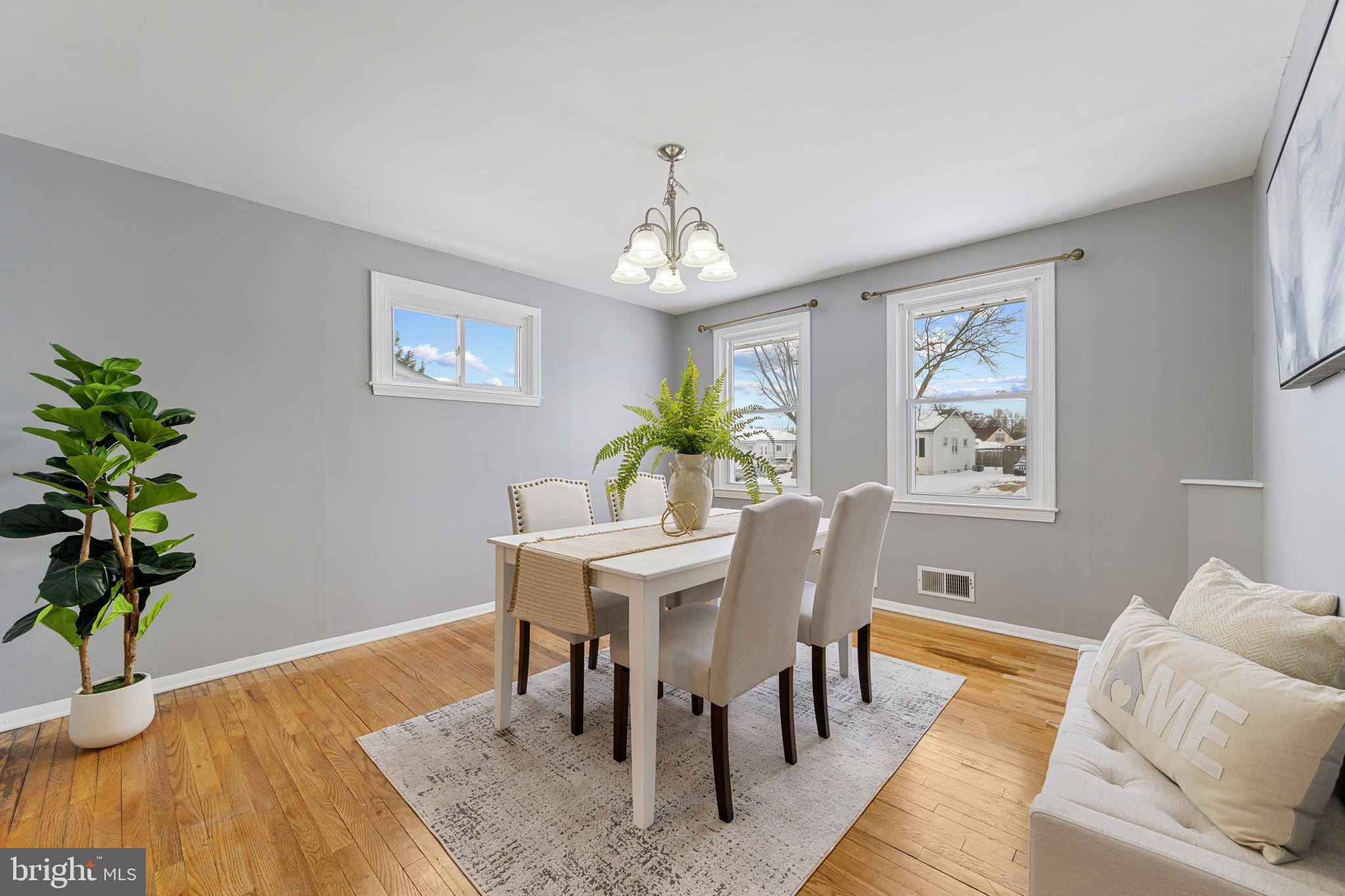 MARLYSHIRE - Residential