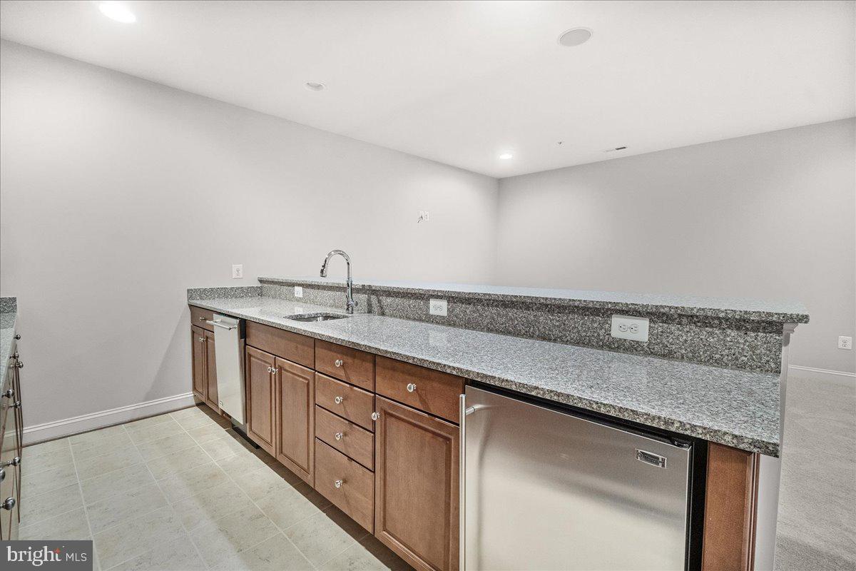 RESERVE AT BLACK ROCK - Residential