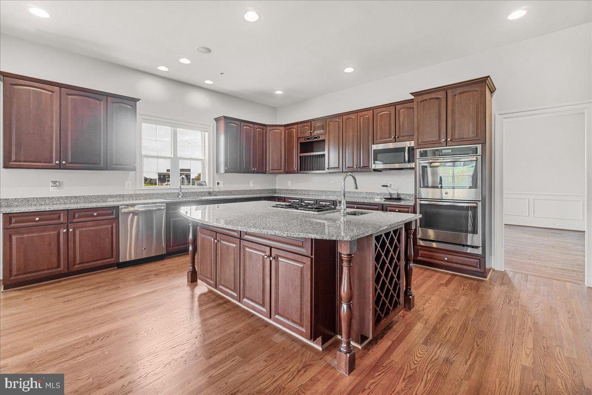 RESERVE AT BLACK ROCK - Residential