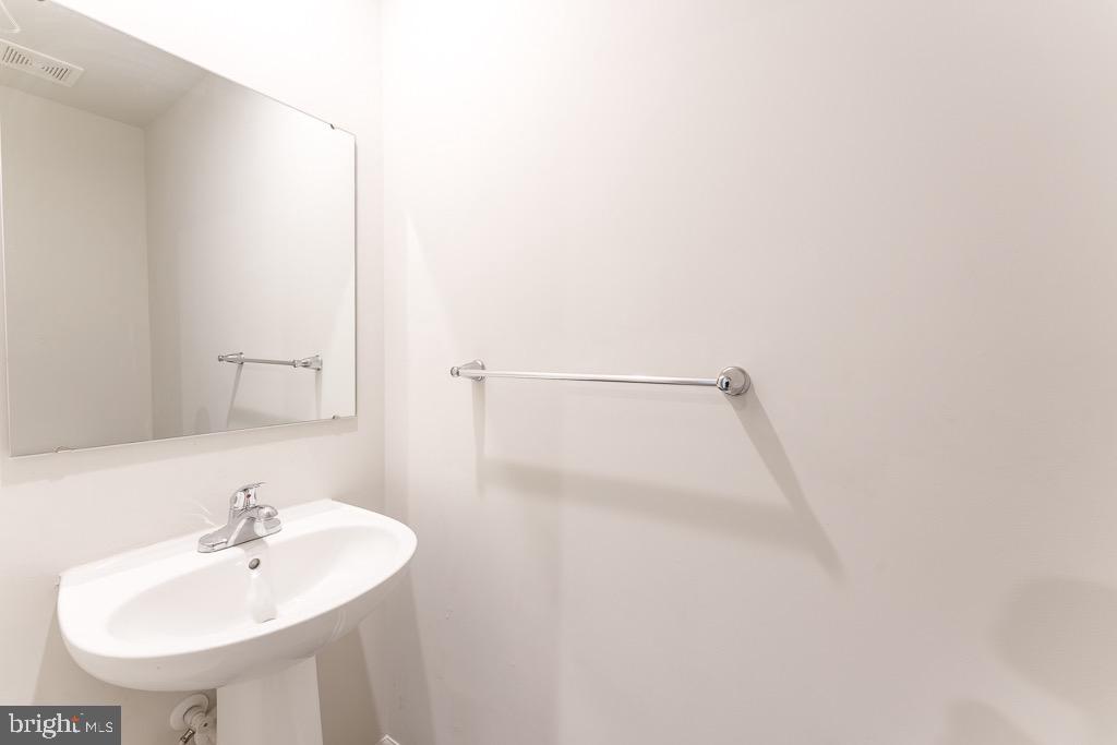 THE VILLAGE AT MIDDLETOWN - Residential