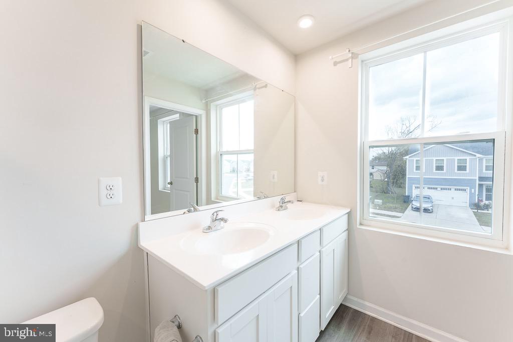 THE VILLAGE AT MIDDLETOWN - Residential