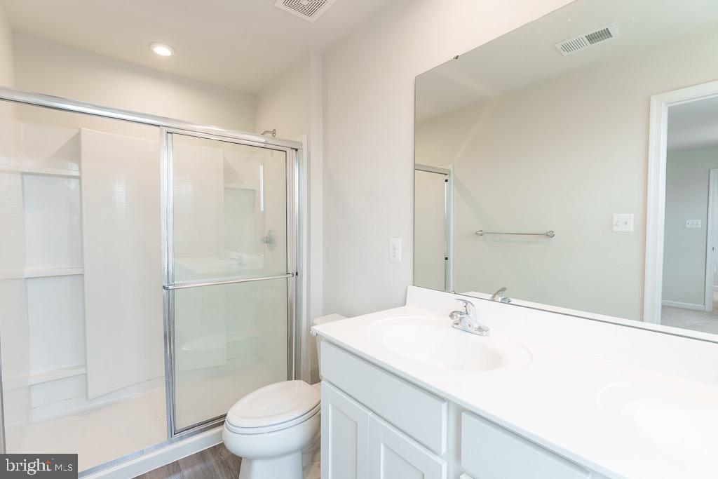 THE VILLAGE AT MIDDLETOWN - Residential