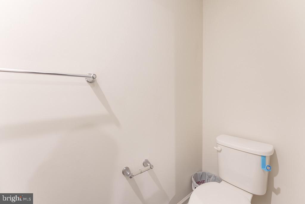 THE VILLAGE AT MIDDLETOWN - Residential