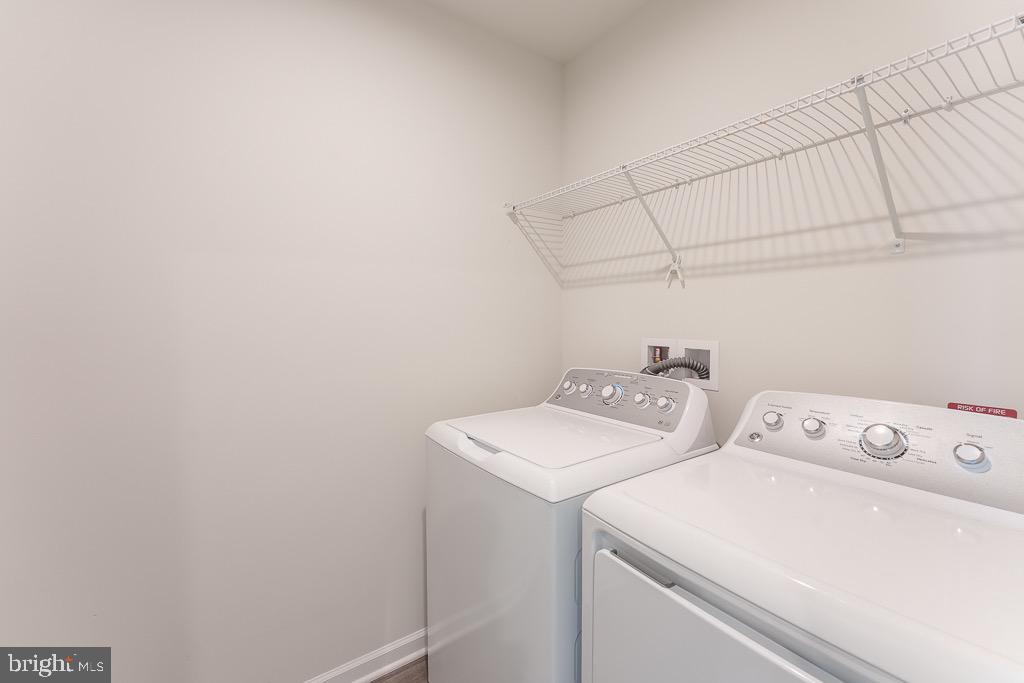 THE VILLAGE AT MIDDLETOWN - Residential