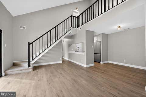 Townhouse For Rent - 306 The Woods<br/> CHERRY HILL, NJ 08003