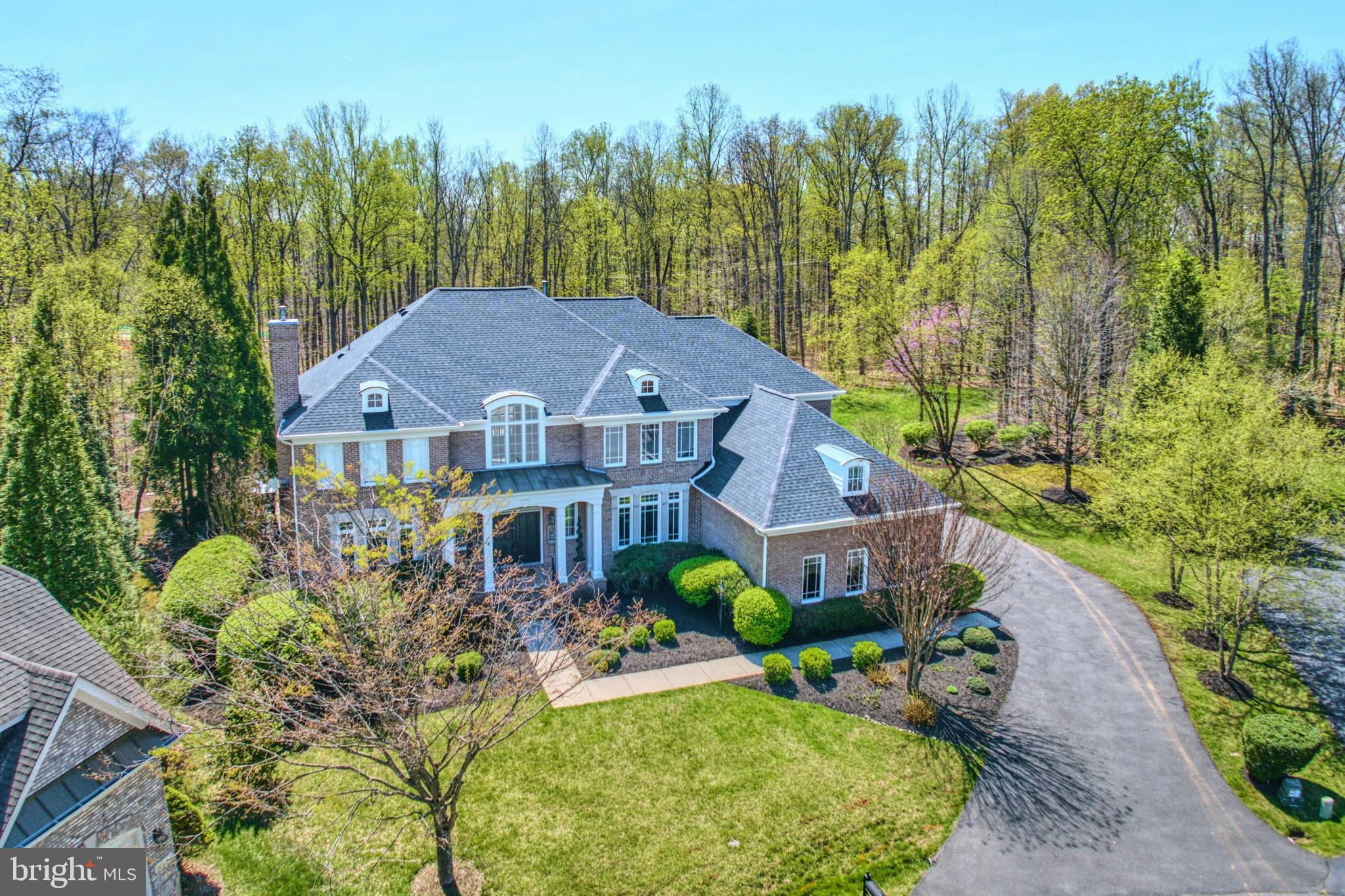 RED CEDAR WEST - Residential