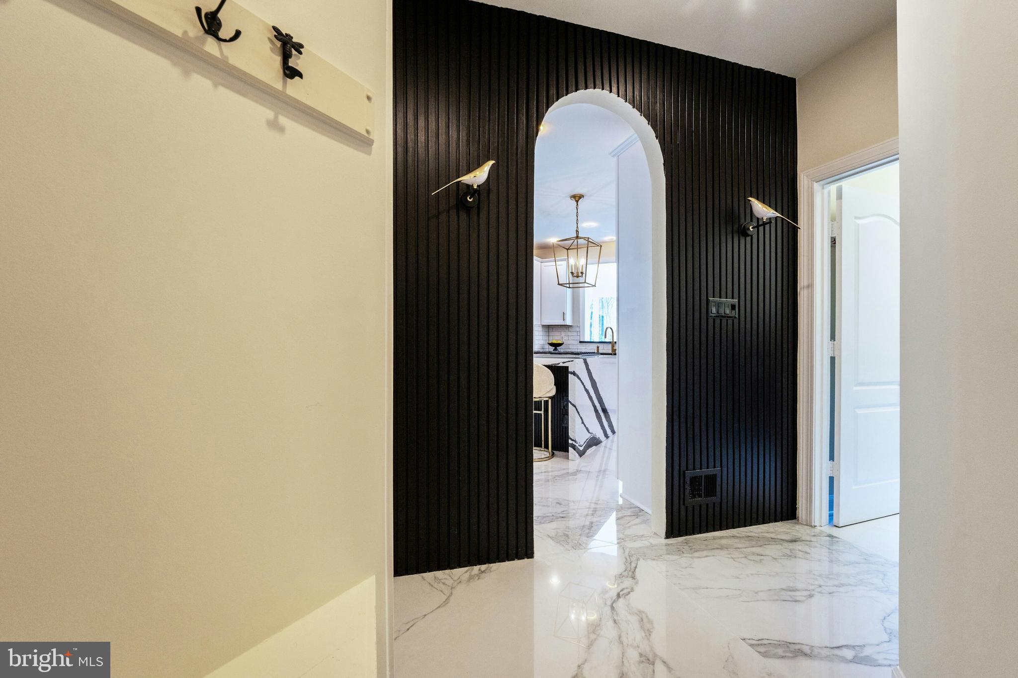 RED CEDAR WEST - Residential